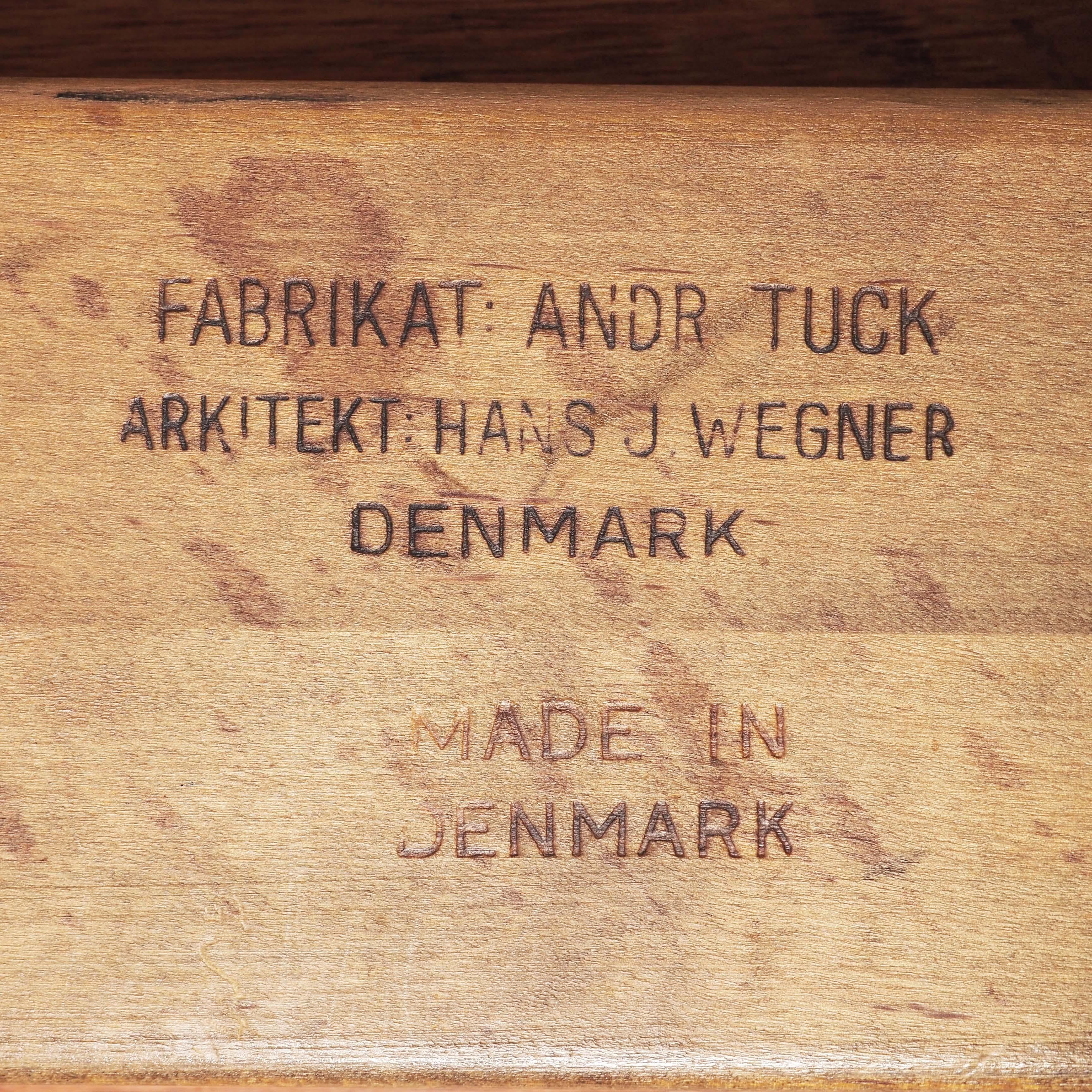 Table basse AT-11 en teck massif de Hans Wegner pour Andreas Tuck, Danemark en vente 5