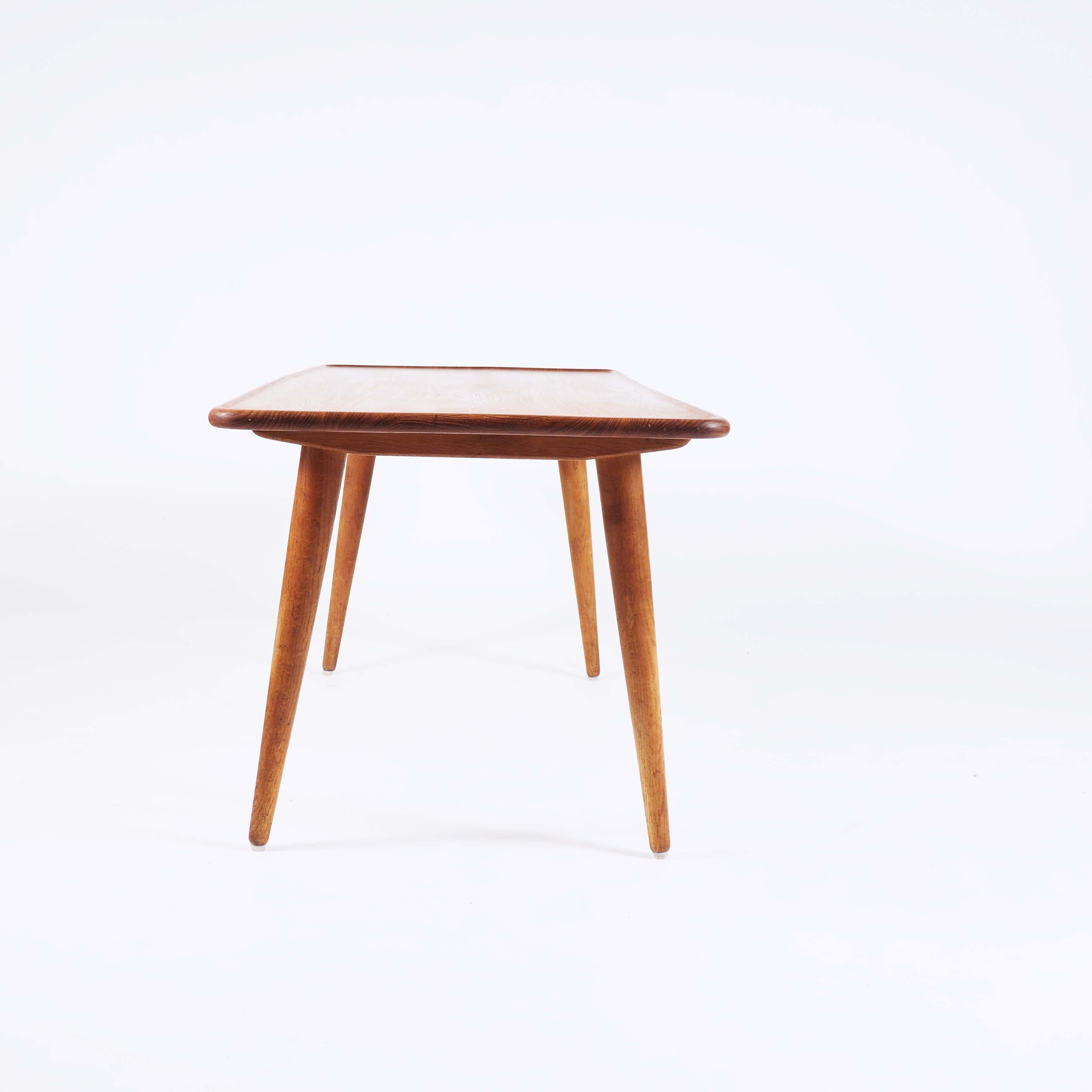 Coffee Table AT-11 in Massive Teak by Hans Wegner for Andreas Tuck, Denmark In Good Condition For Sale In Goteborg, SE