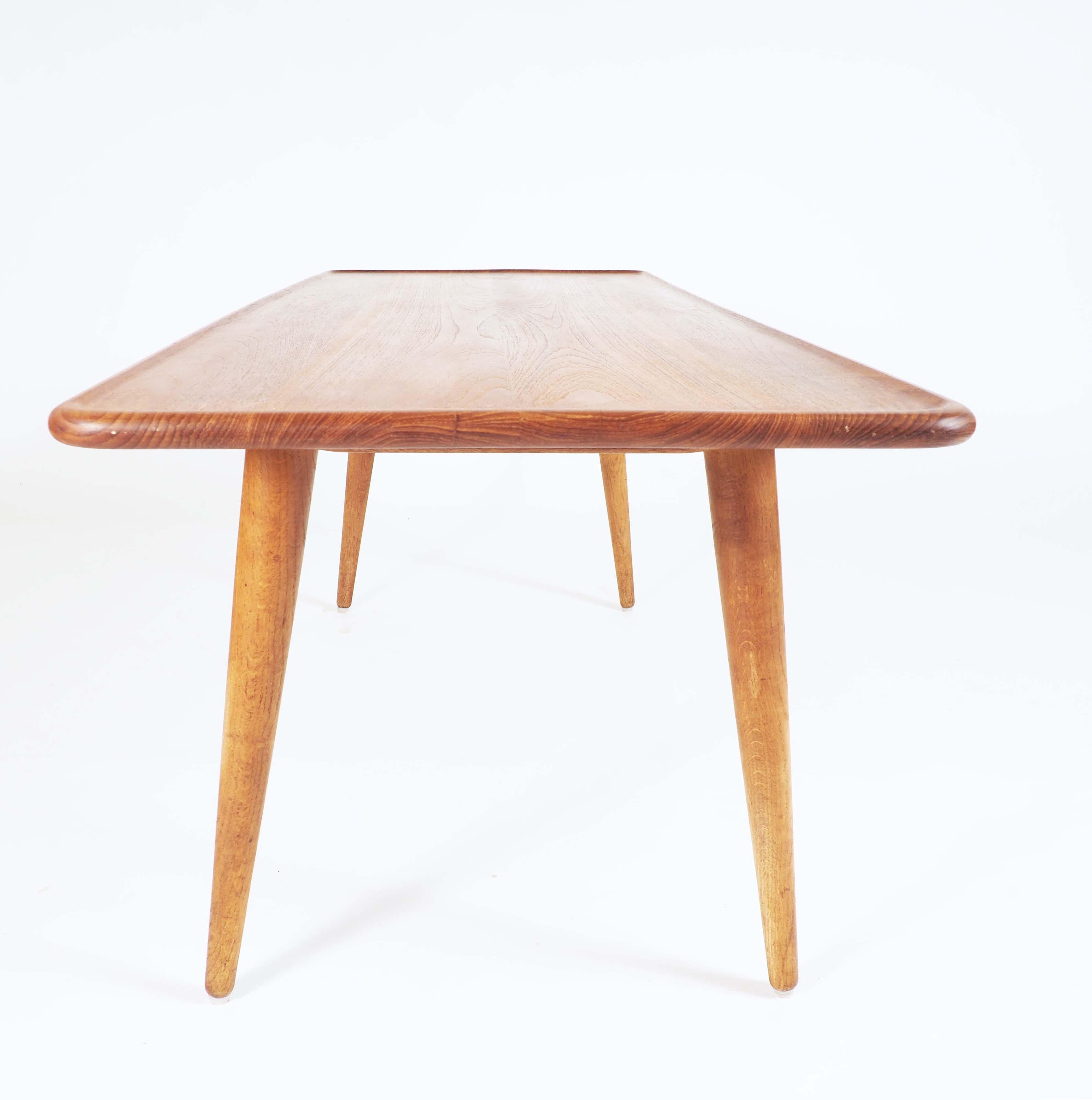 Mid-20th Century Coffee Table AT-11 in Massive Teak by Hans Wegner for Andreas Tuck, Denmark For Sale