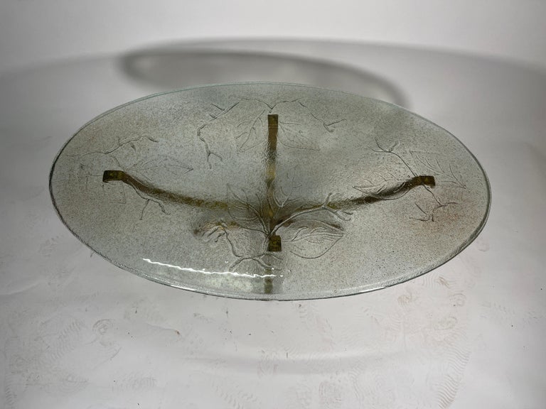 Coffee Table Att. to Lothar Klute with Leaf Decor Top Glass In Good Condition For Sale In Brussels, BE