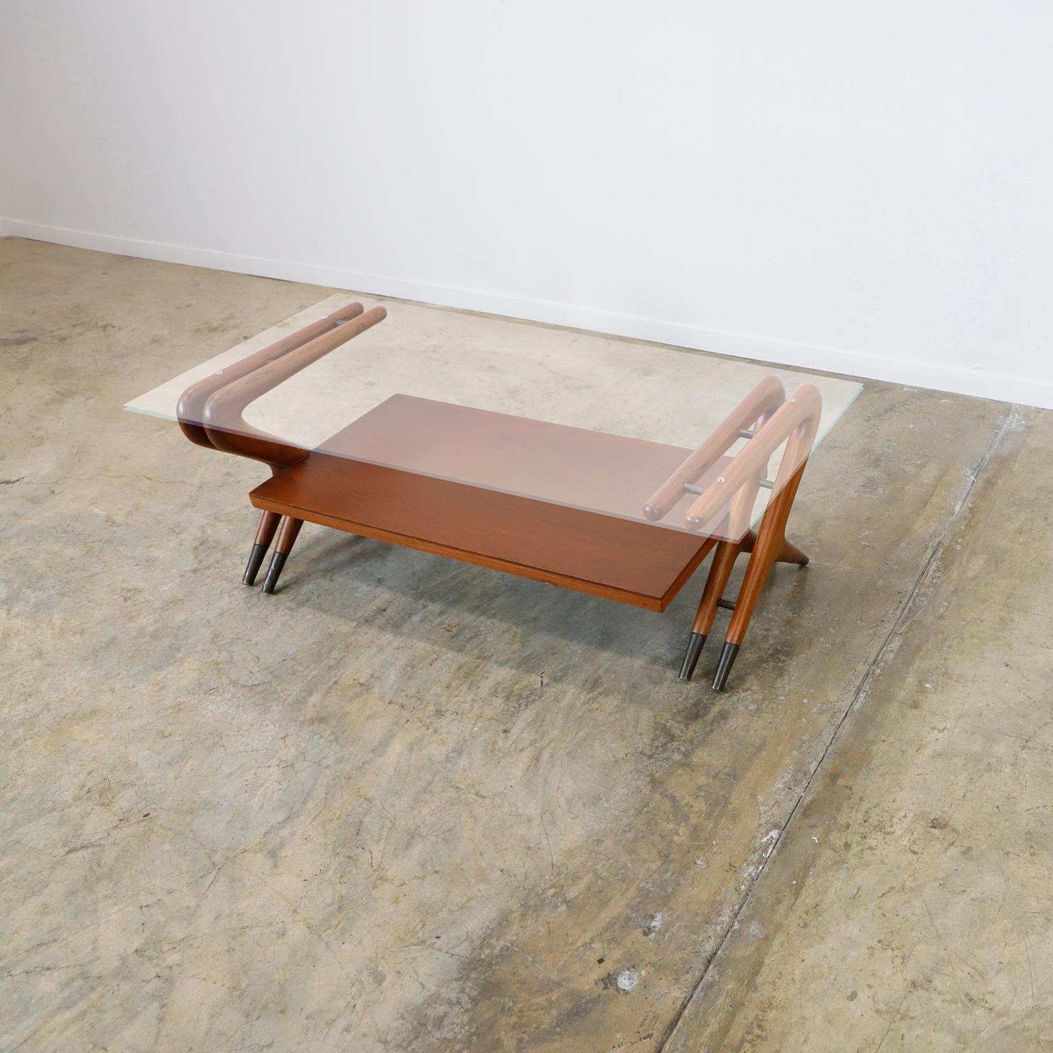 Mid-Century Modern Coffee Table attributed to Eugenio Escudero For Sale