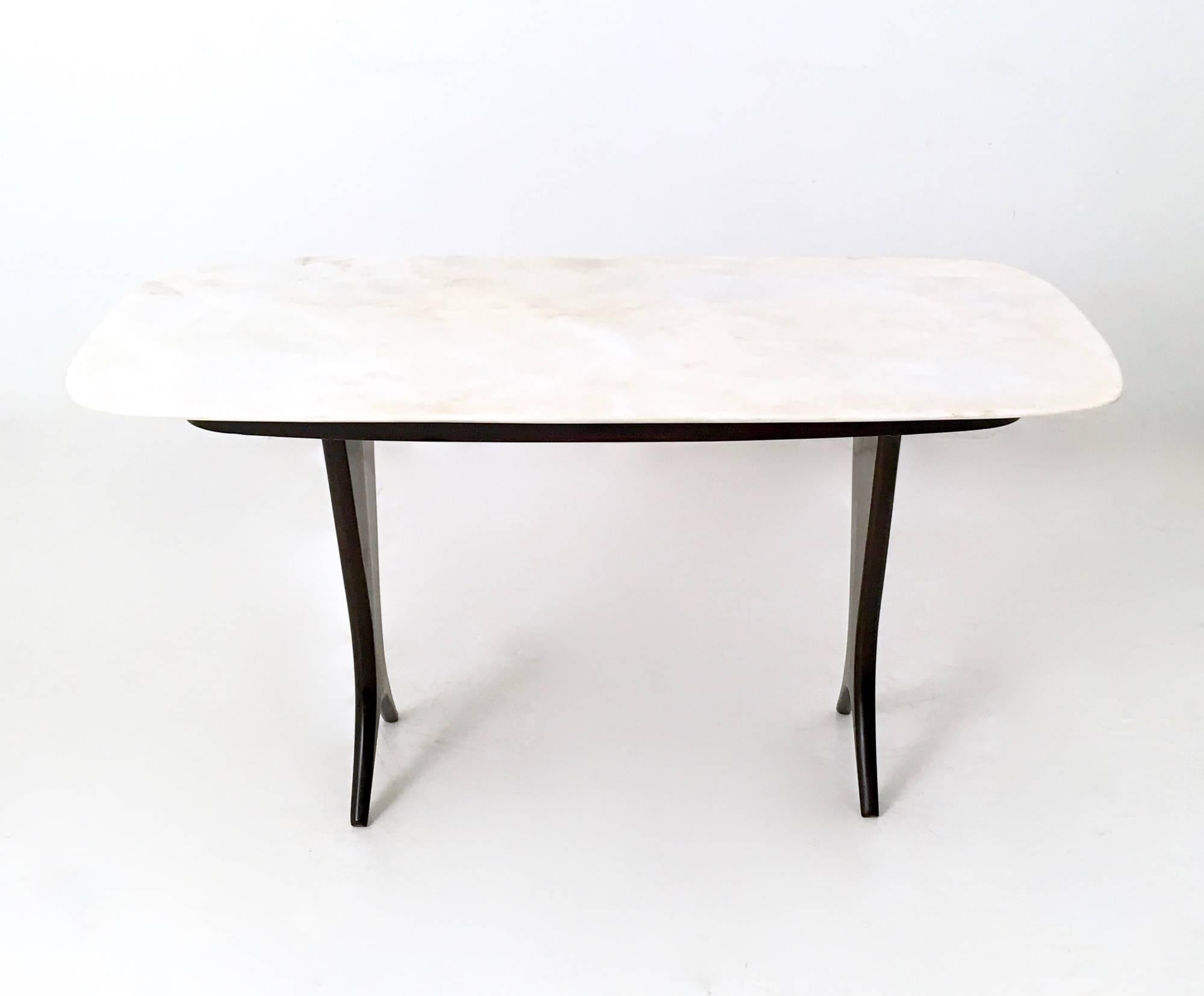 Vintage Coffee Table Attributed to Guglielmo Ulrich with Carrara Marble Top For Sale 1