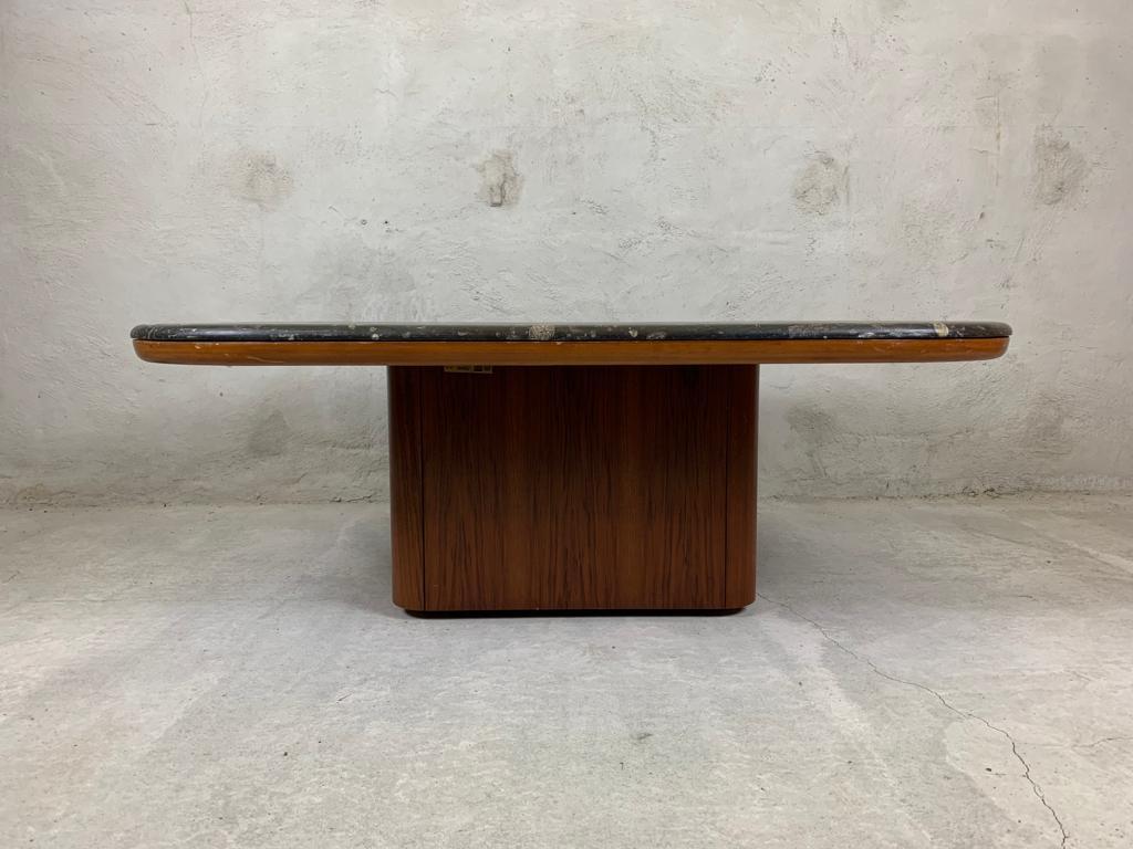 Mid-Century Modern Coffee Table attributed to Heinz Lillienthal For Sale