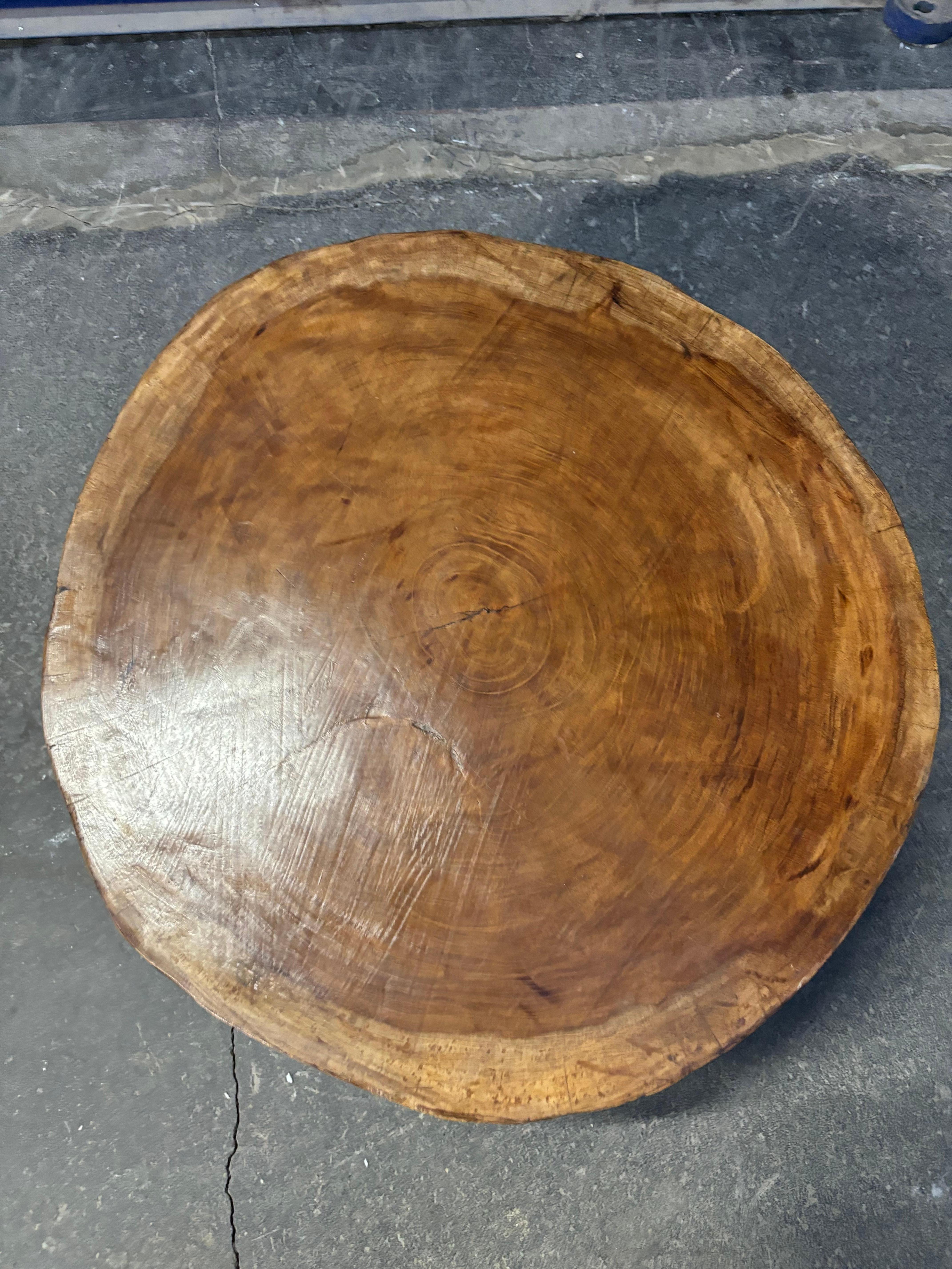 Hardwood Coffee table attributed to Joaquim Tenreiro For Sale