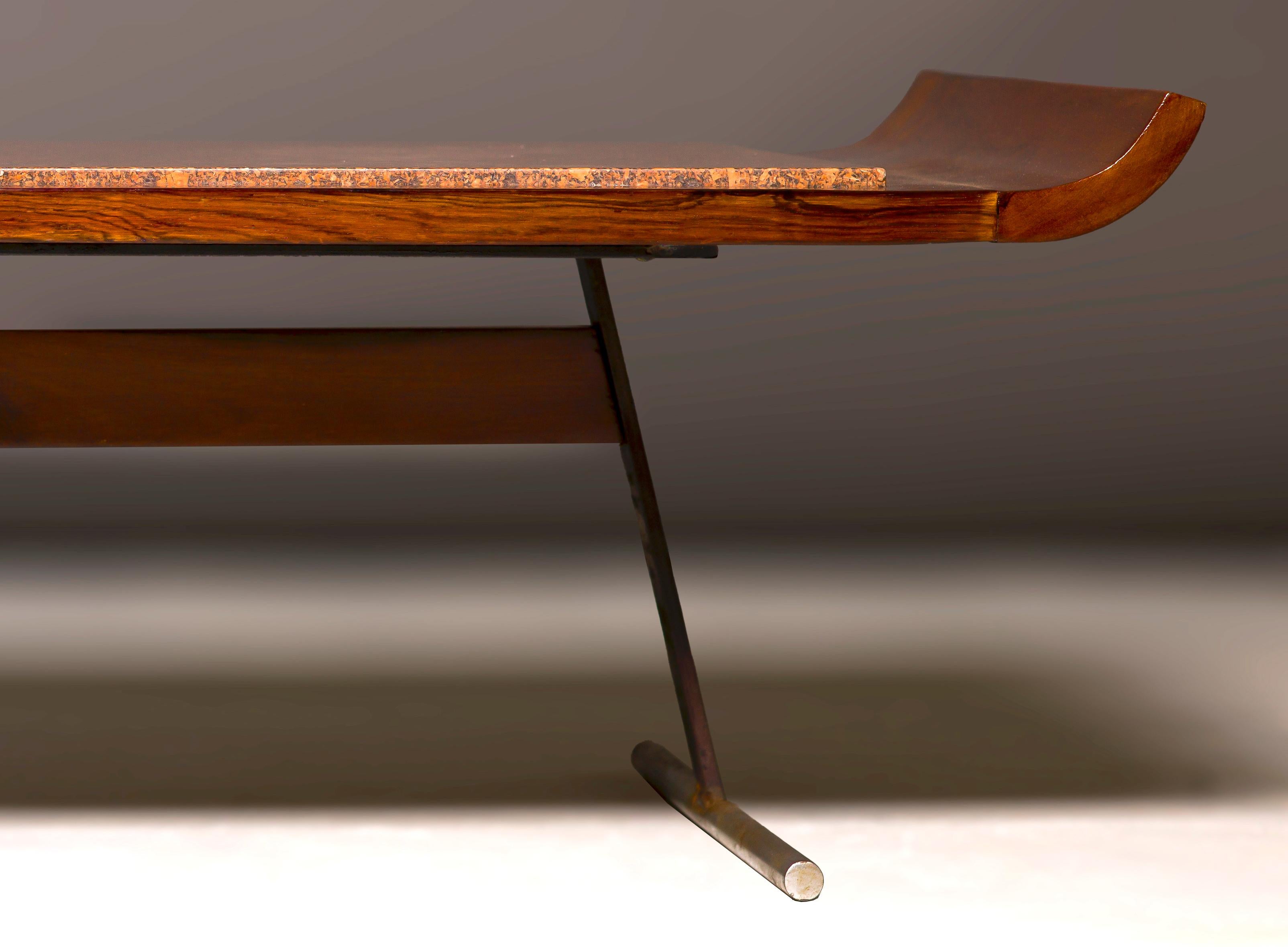 Coffee Table, Attributed to Jorge Zalszupin, Brazil, 1960s In Good Condition For Sale In PARIS, FR