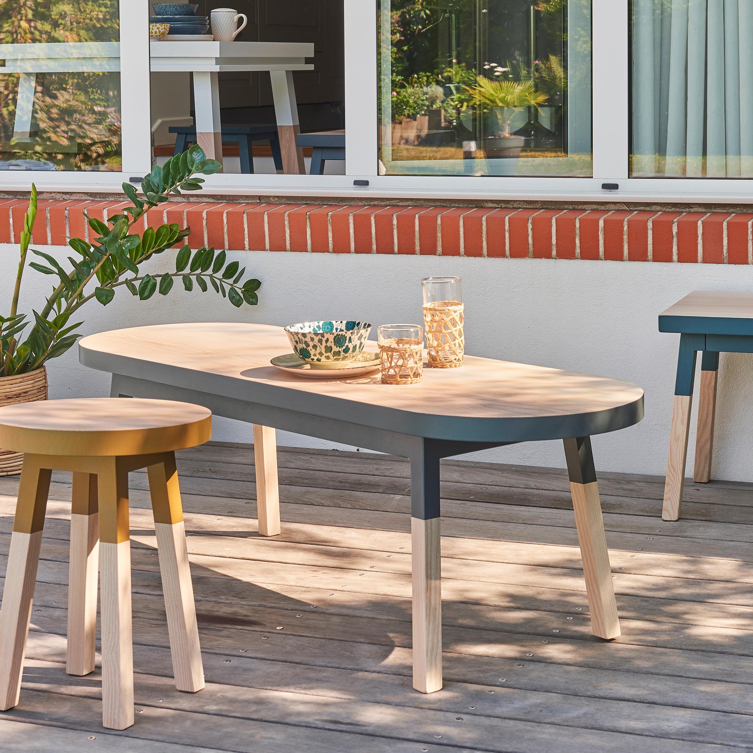 Panca per tavolino in frassino massiccio, South Scandinavian Design di Eric Gizard, Parigi In condizioni Nuovo in vendita a Landivy, FR