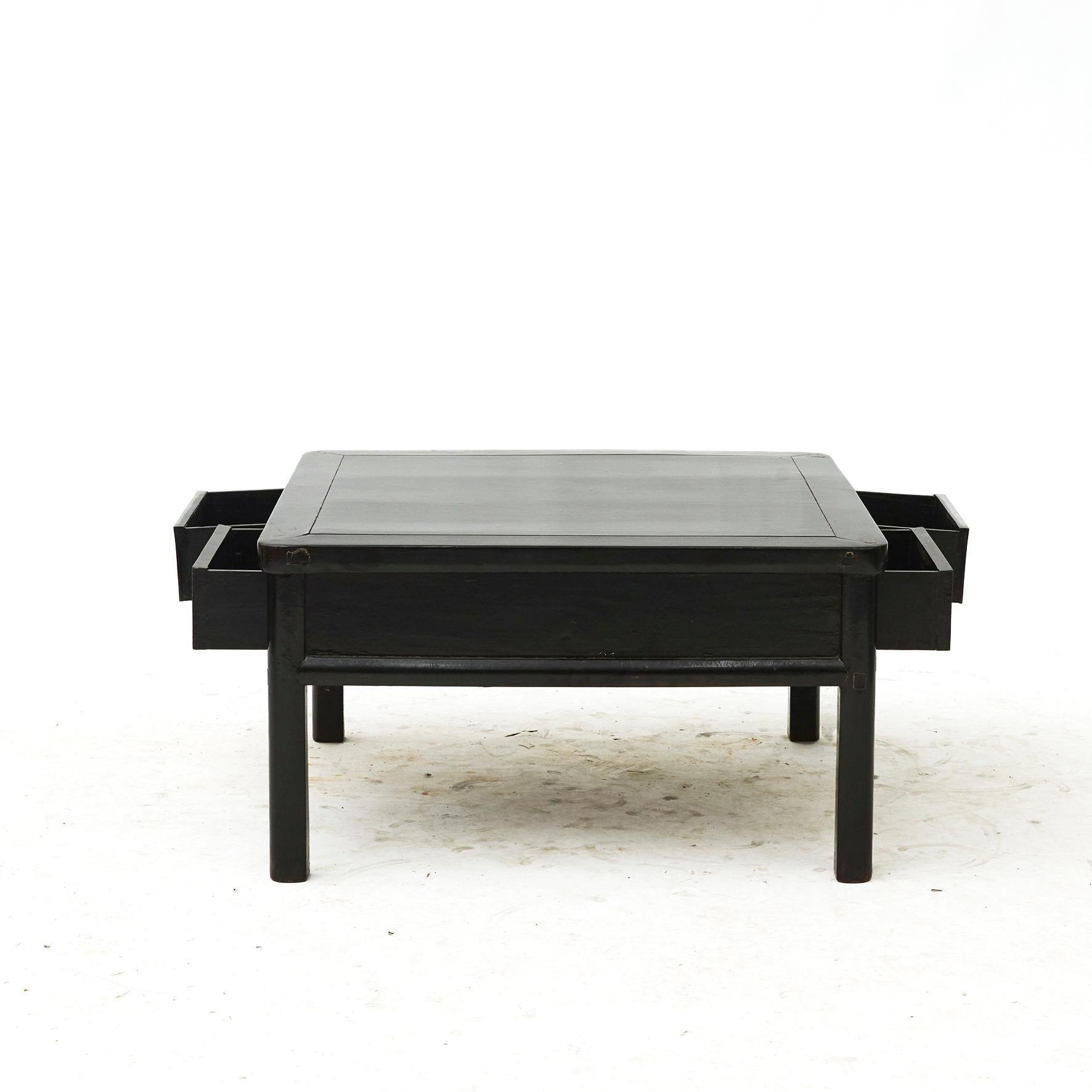Coffee Table, Black Lacquer In Good Condition In Kastrup, DK
