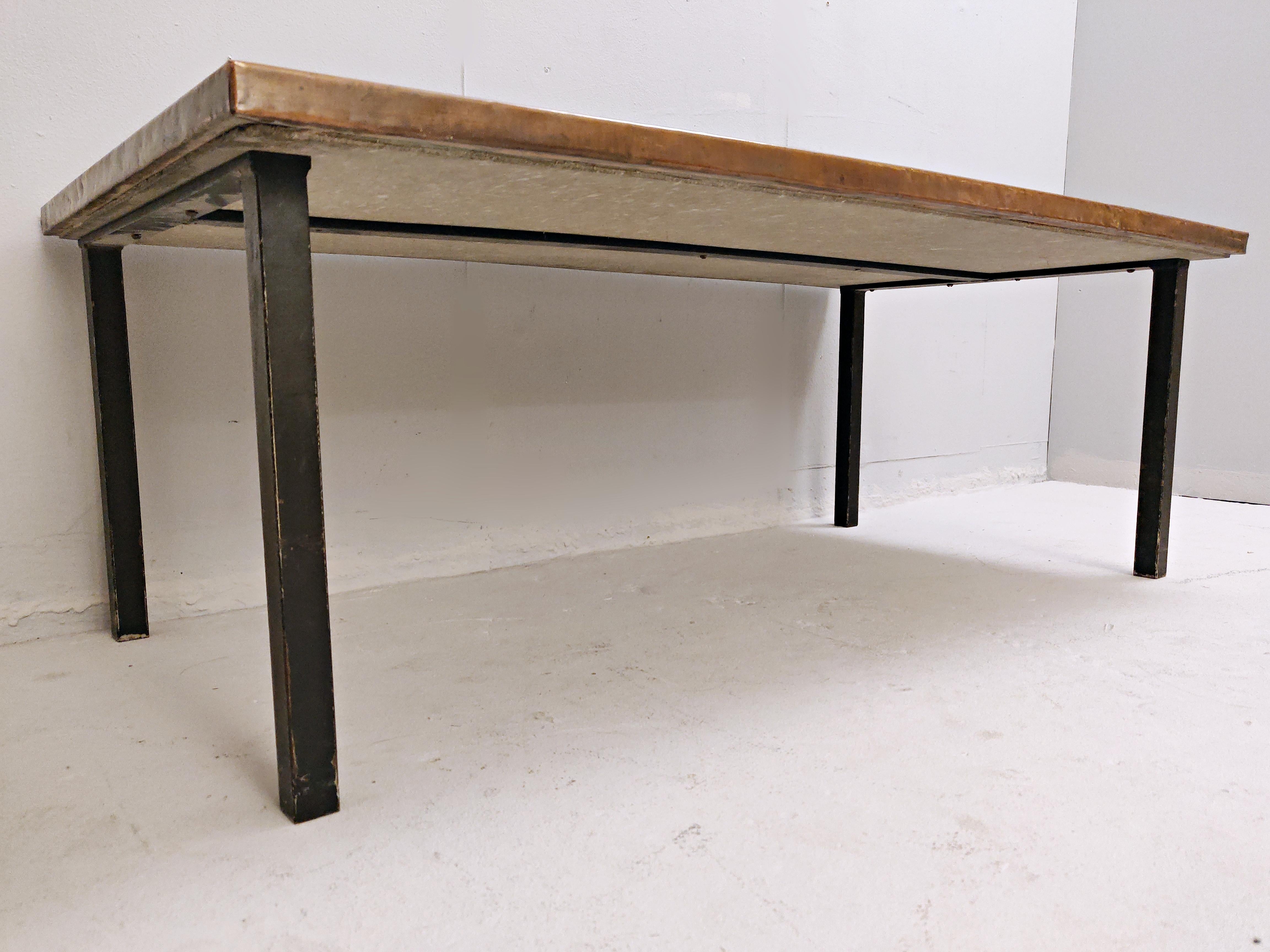 Mid-Century Modern Coffee Table, Brass and Ceramic, 1968 For Sale 6