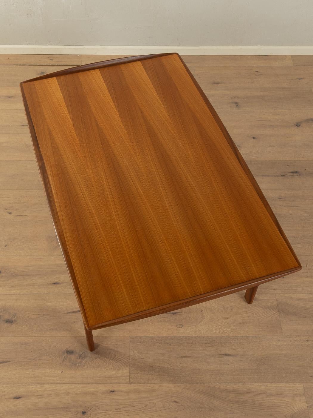 Milieu du XXe siècle Table basse Brigitta Waldonen, Asko en vente
