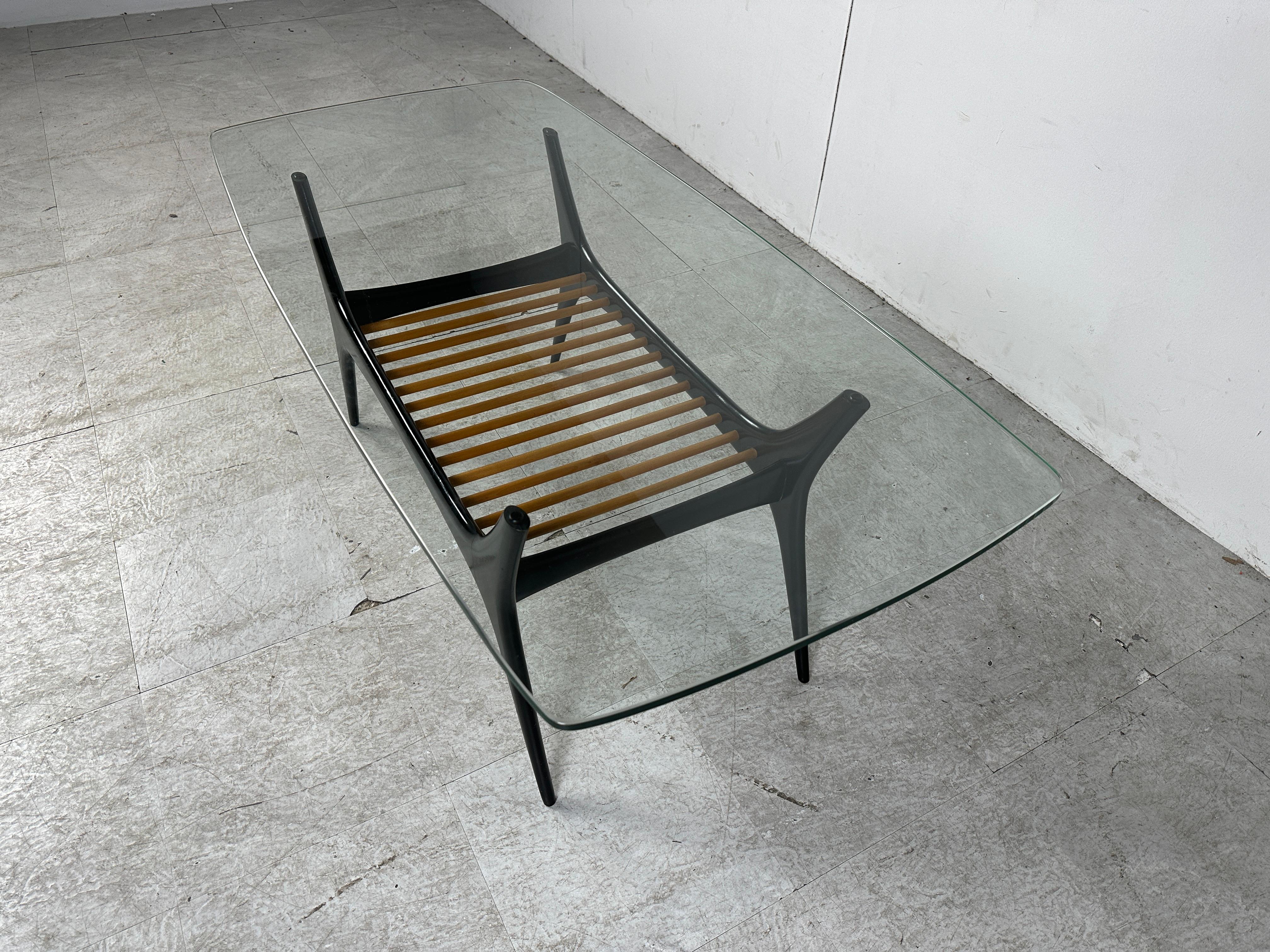 Ébénisé Table basse d'Alfred Hendrickx, années 1950