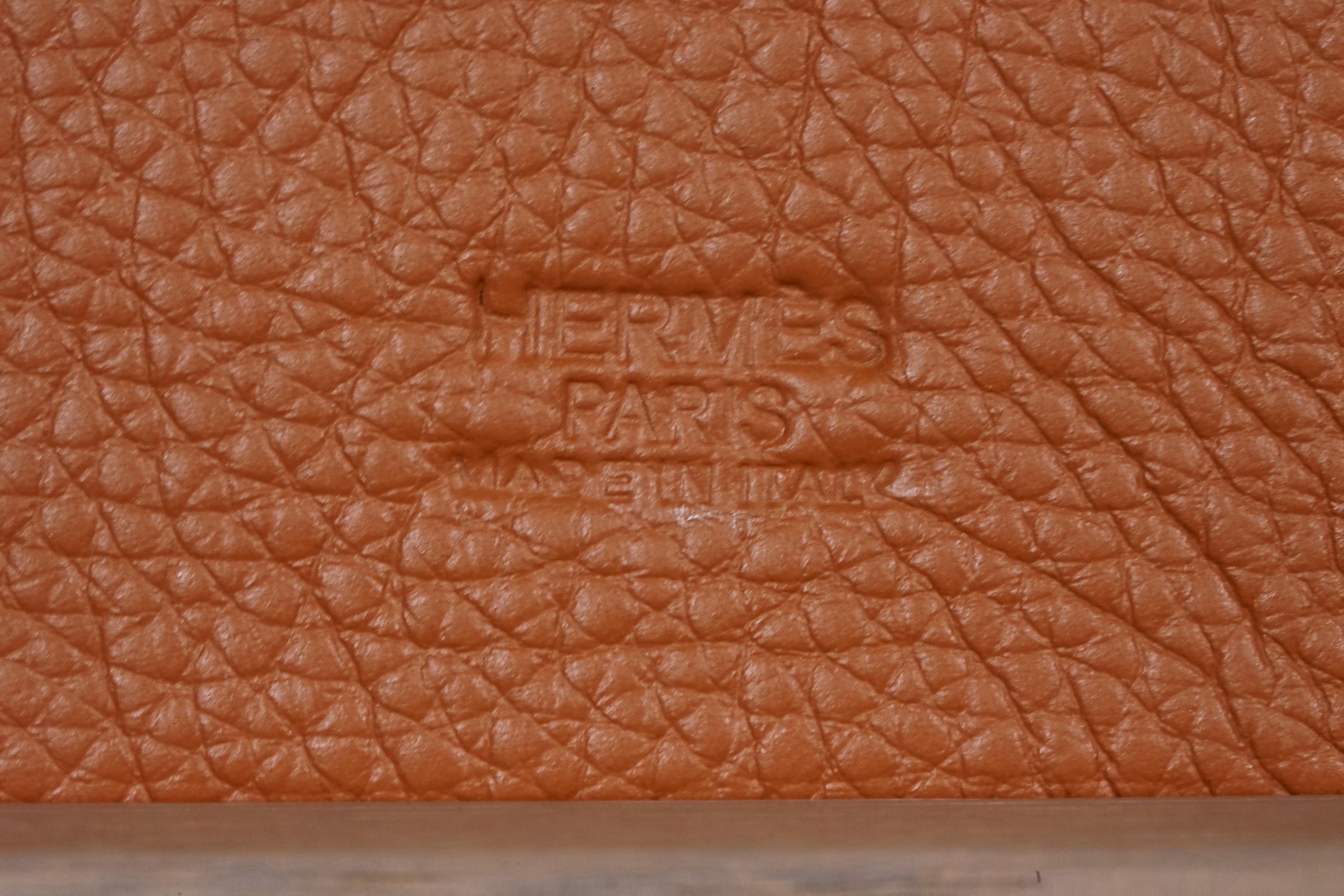 Coffee table by Antonio Citterio for Hermès Paris 9
