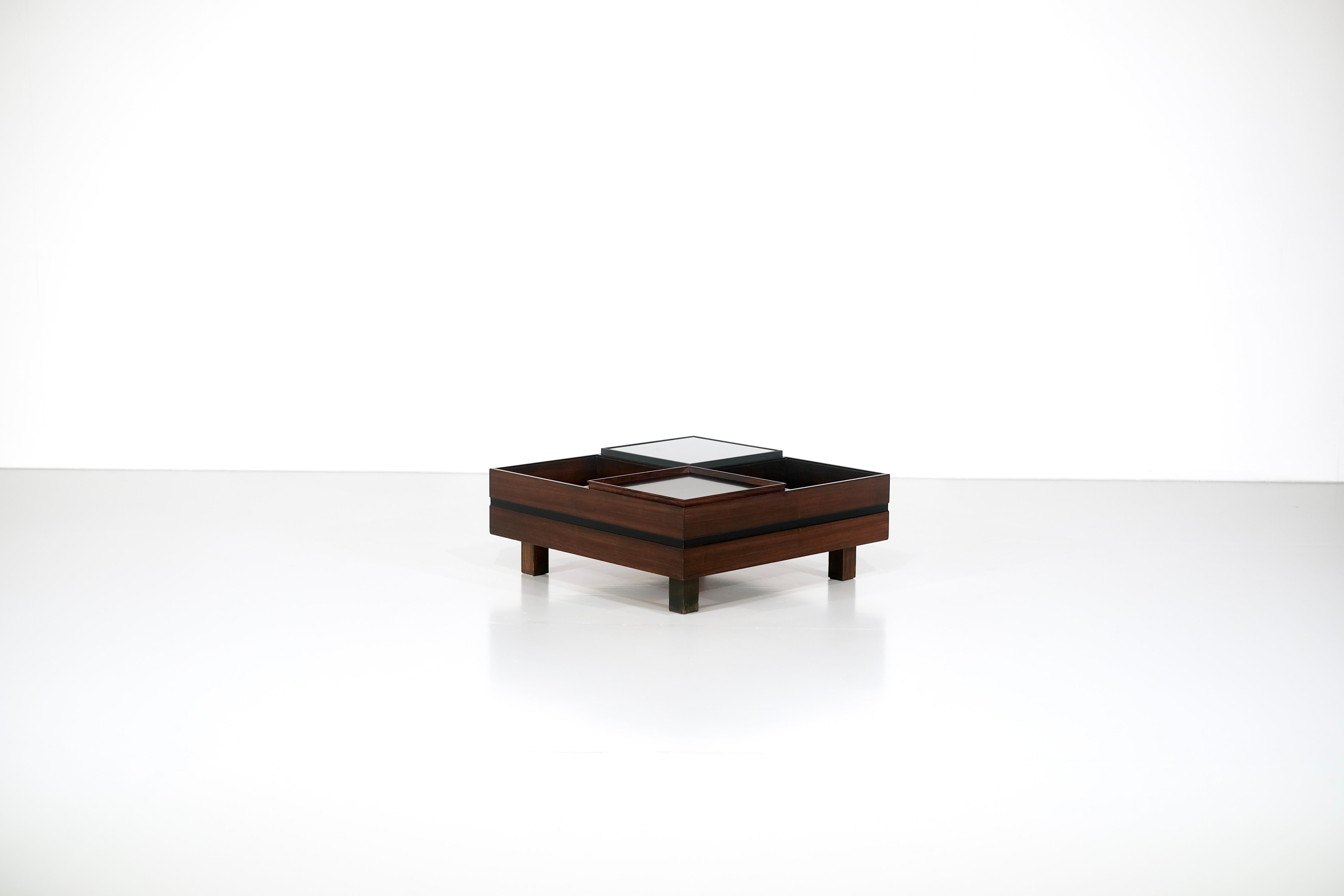 Italian    Coffee table by Carlo Hauner for Forma Italy 1960's. For Sale