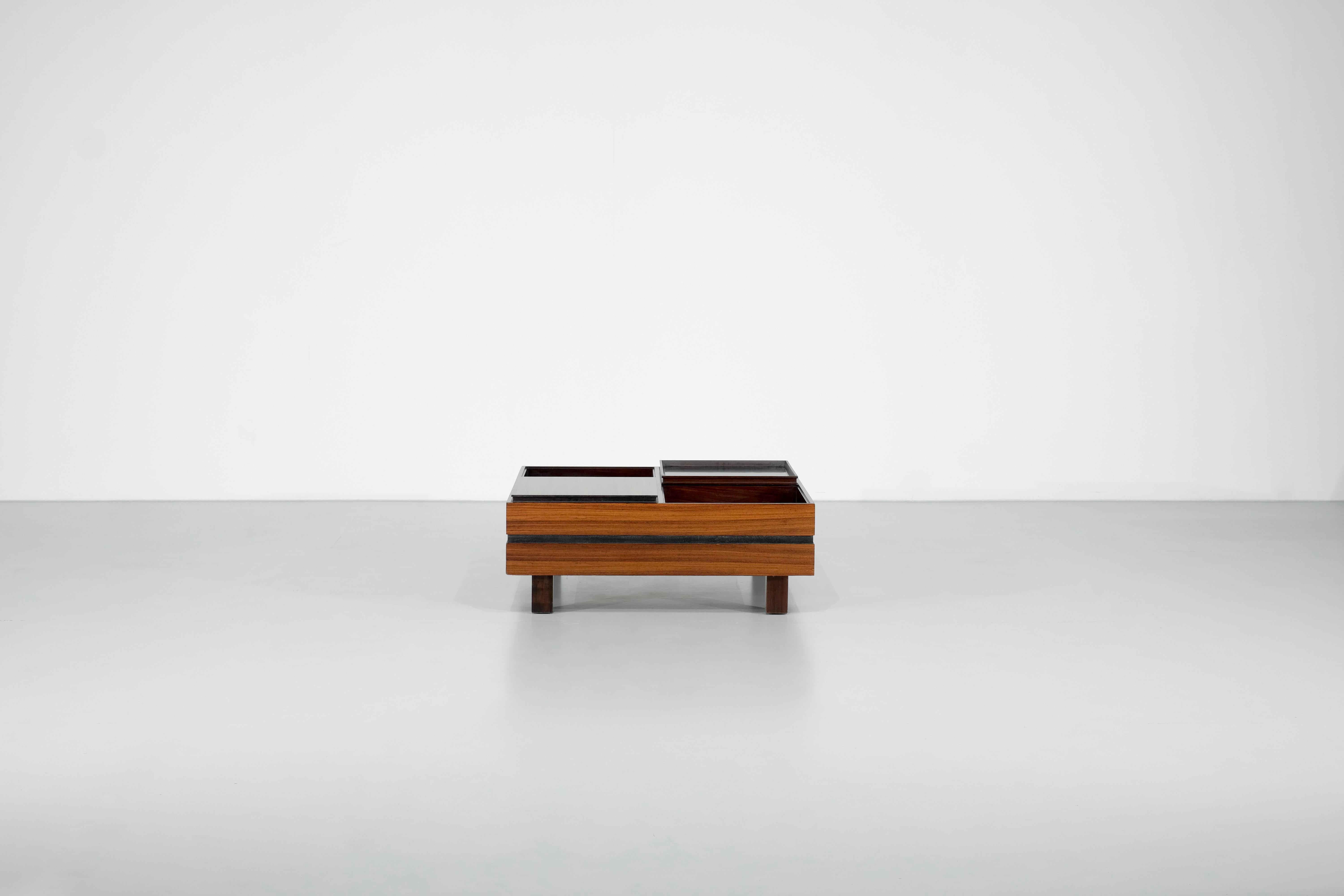 Table basse de Carlo Hauner pour Forma Italy des années 1960. Bon état - En vente à Lot/Drogenbos, BE