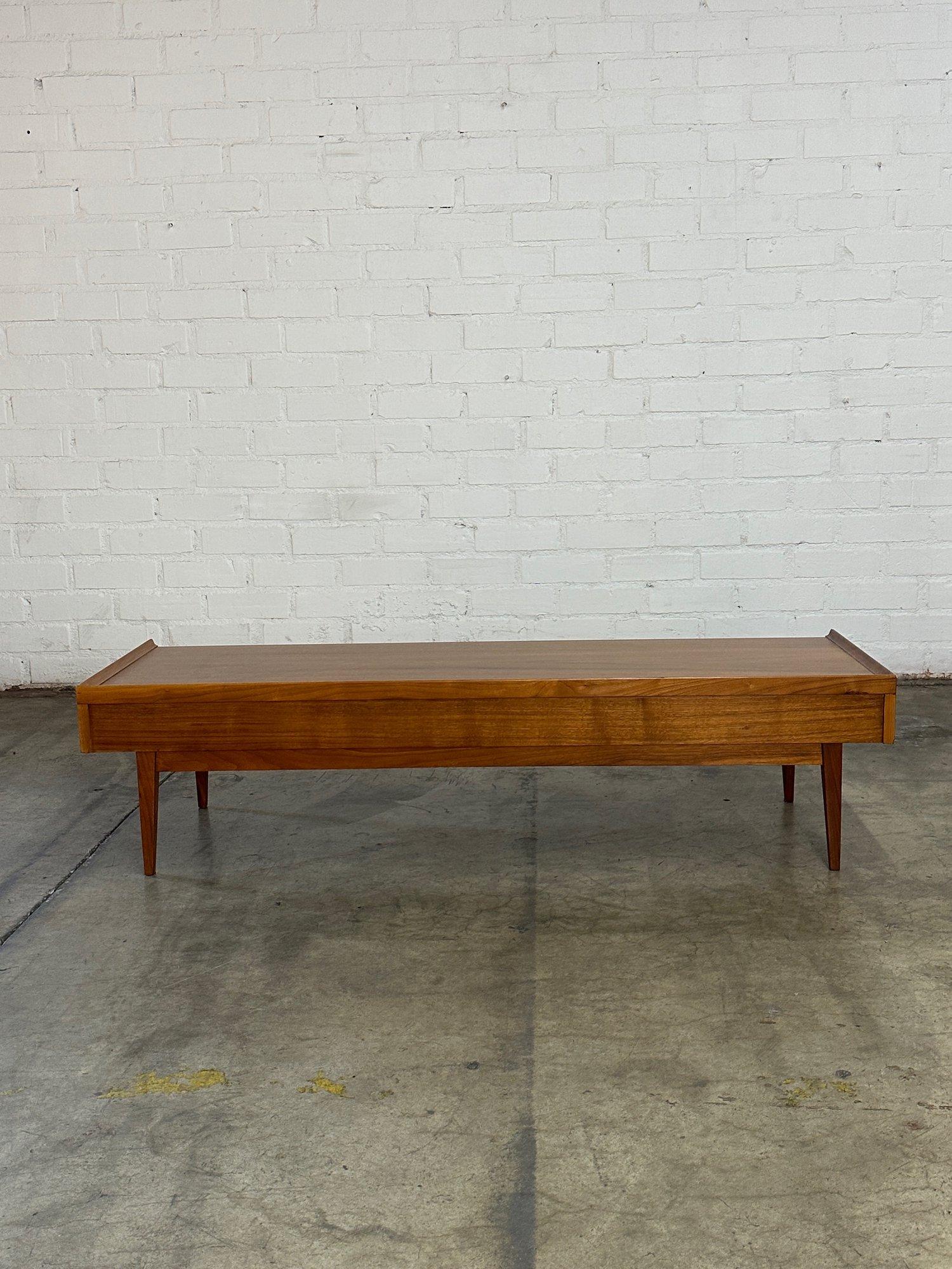 Coffee table by Dillingham For Sale 4