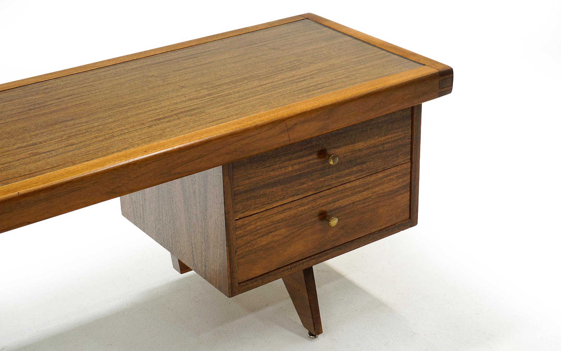 Mid-Century Modern Coffee Table by George Nakashima for his Origins Series for Widdicomb