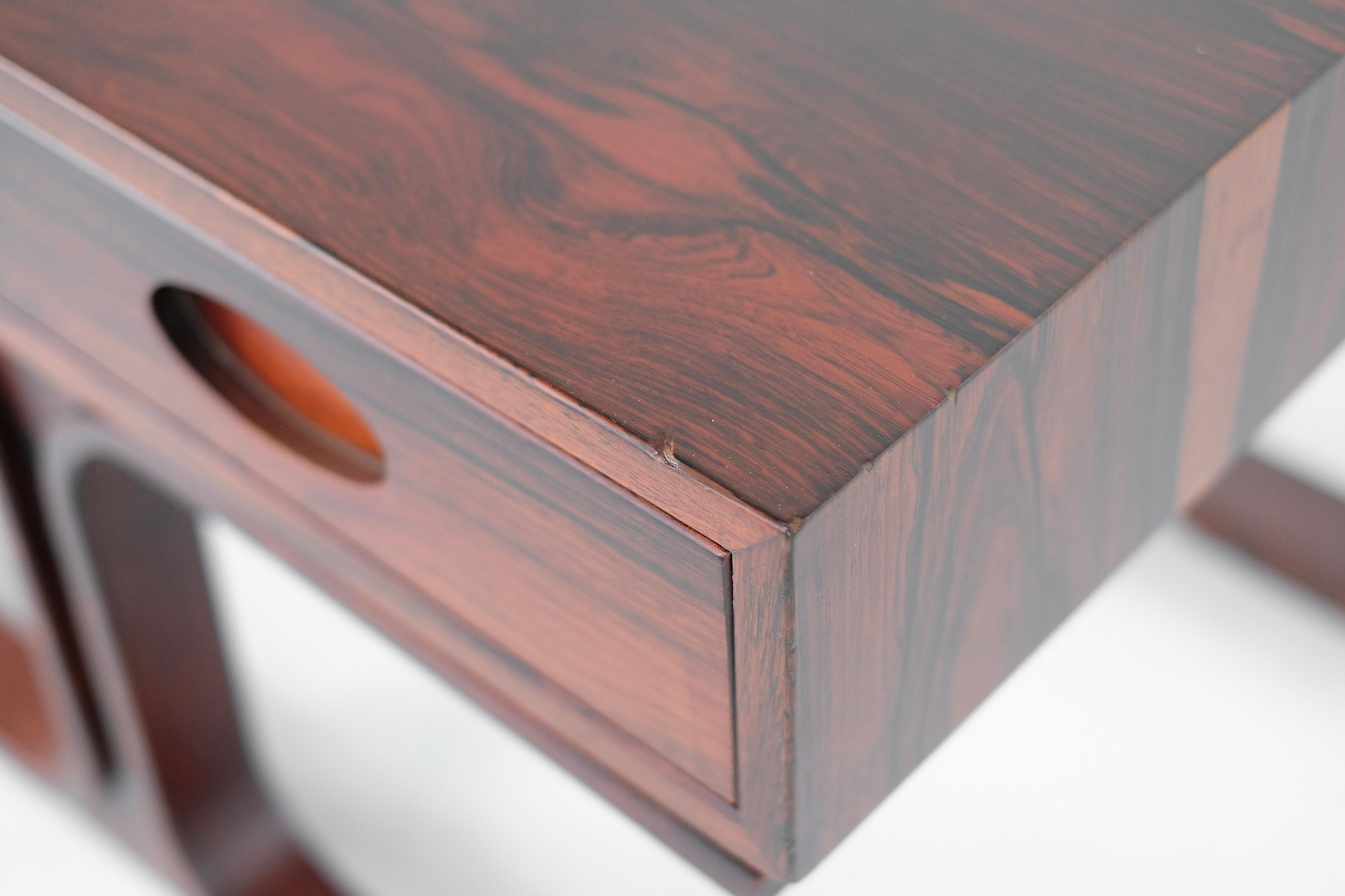 Table basse par Gianfranco Frattini pour Bernini, Italie années 1950. en vente 4