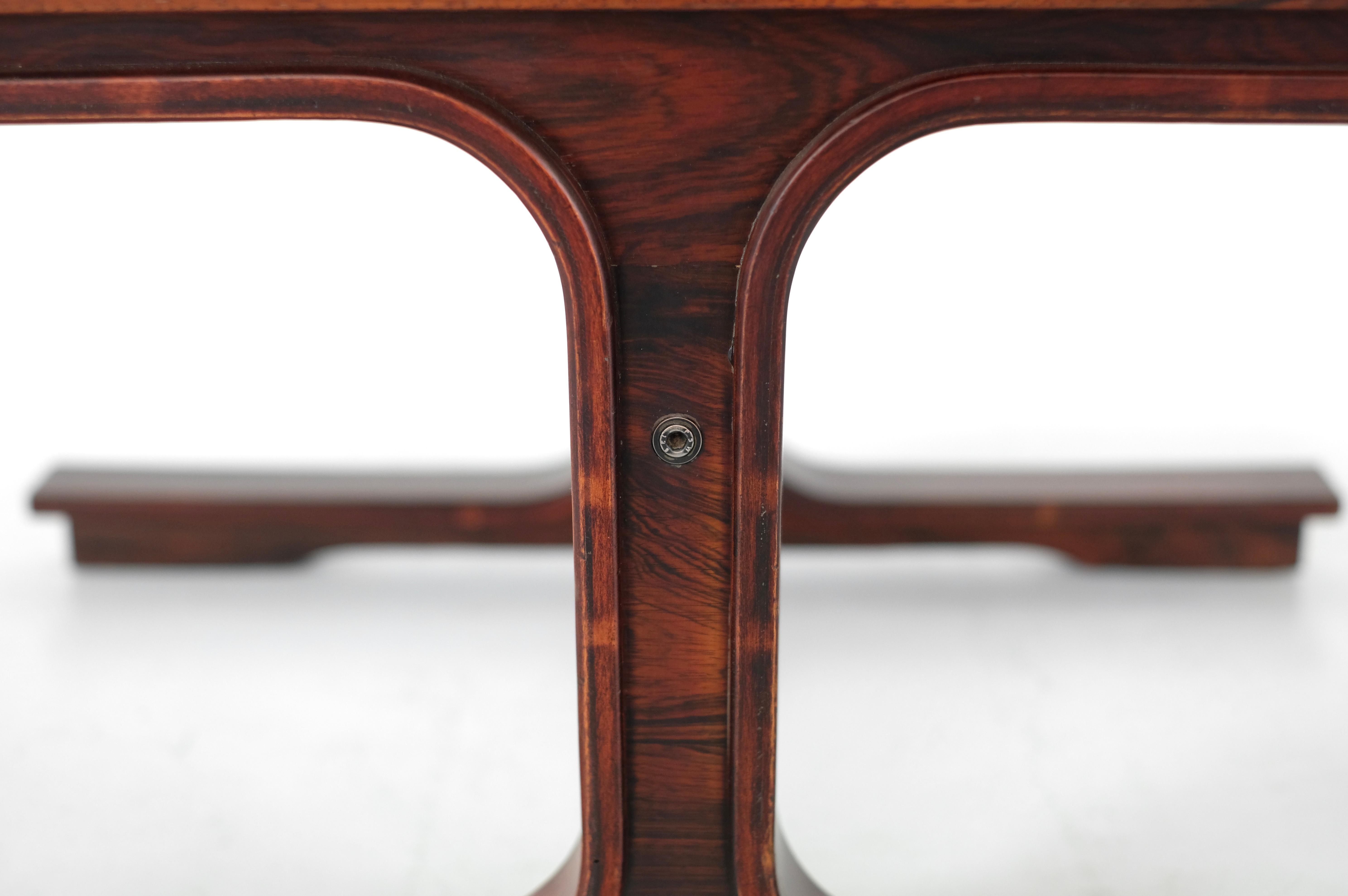 Table basse par Gianfranco Frattini pour Bernini, Italie années 1950. en vente 9