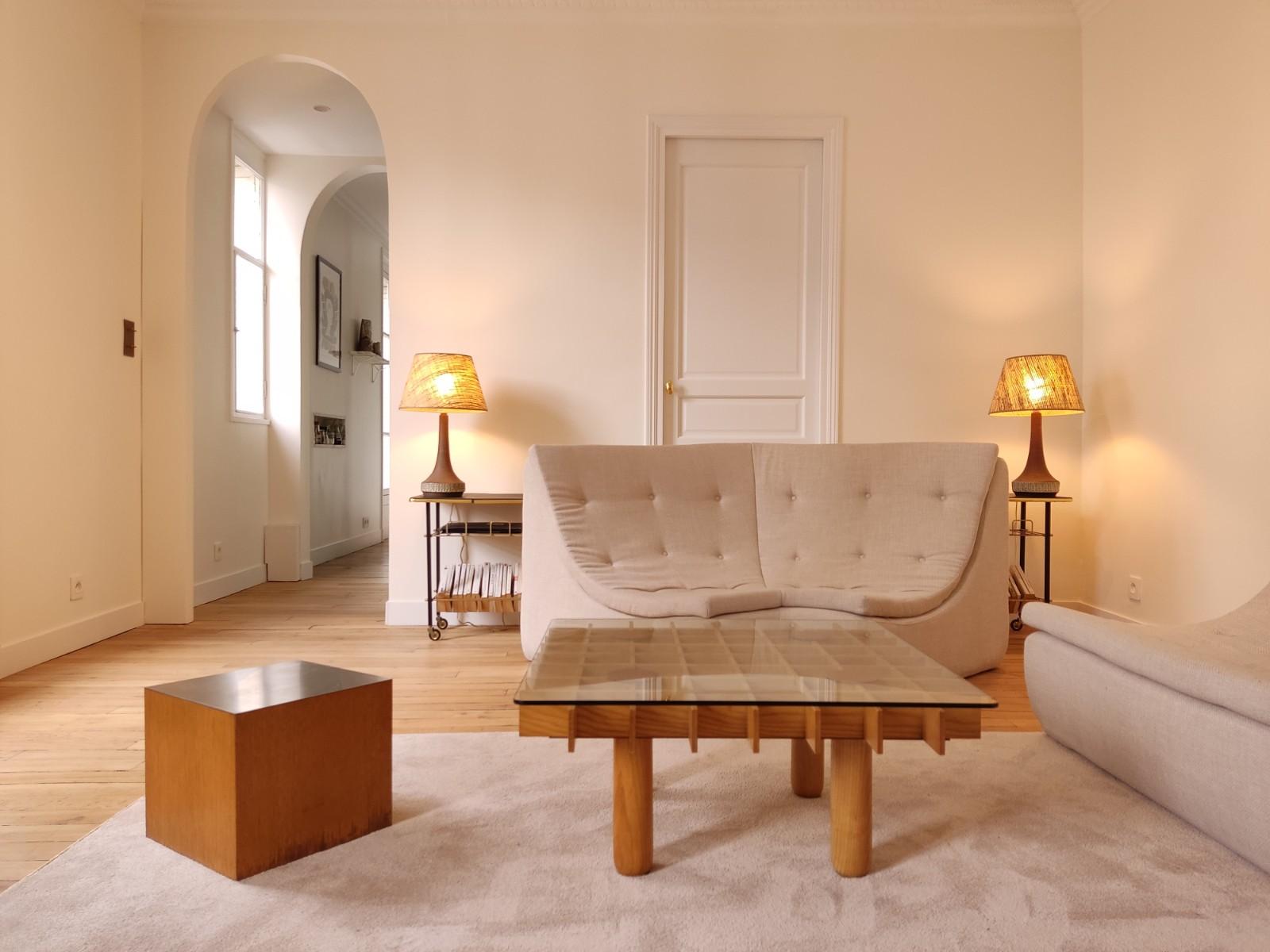Italian coffee table by Gianfranco Frattini model 