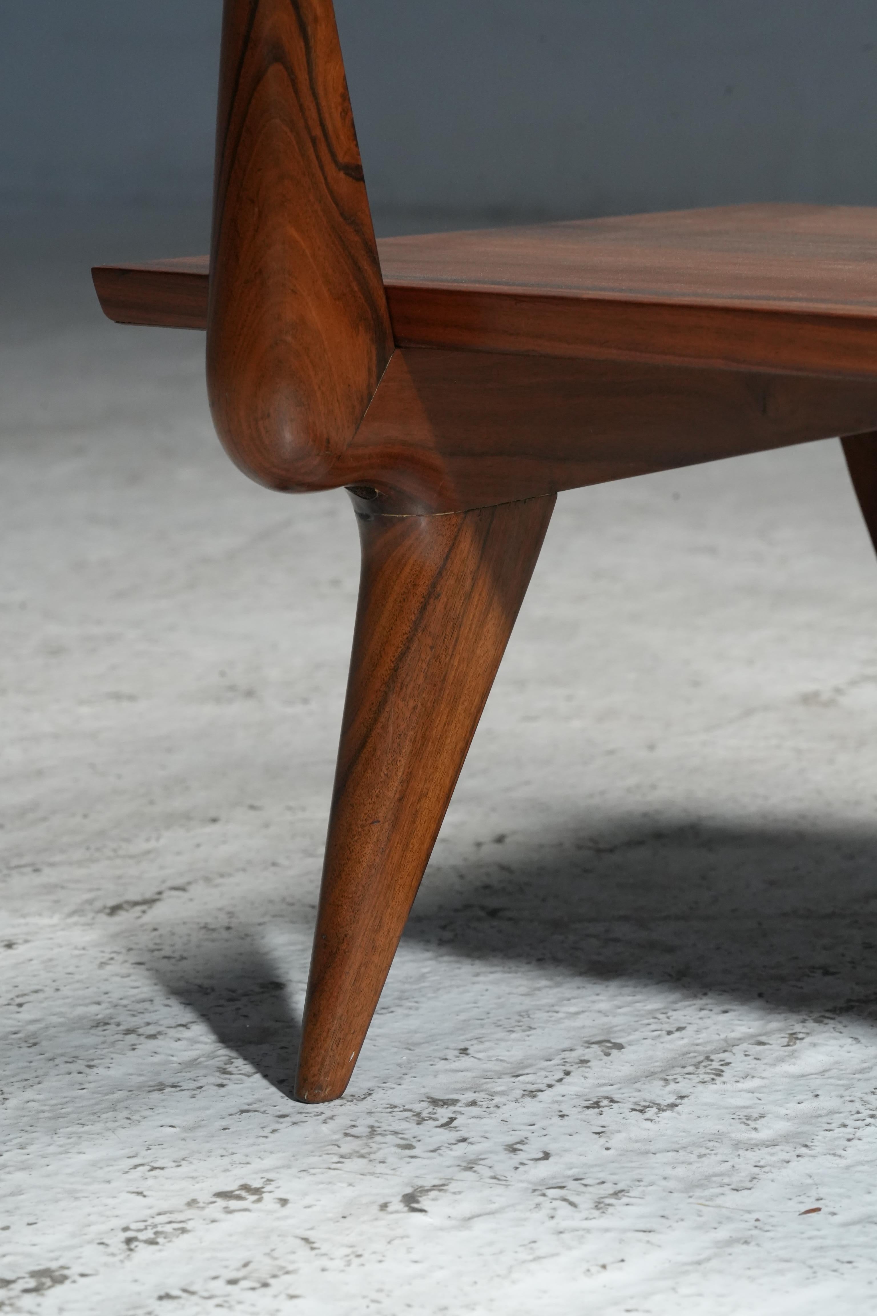 Table basse de Giuseppe Scapinelli en caviuna et verre, Brésil, années 1950 en vente 1