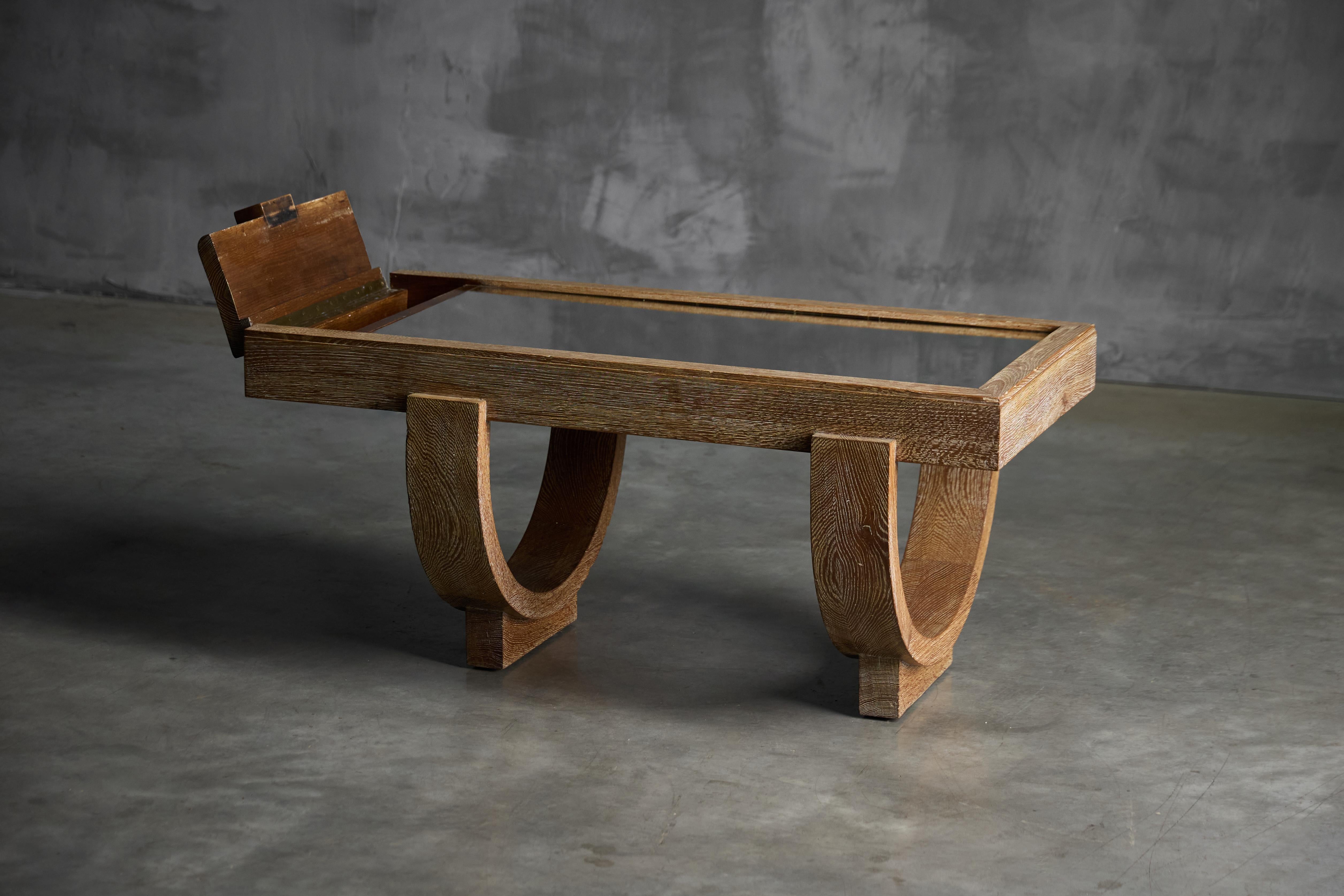 Mesa de centro de Guillerme et Chambron, Francia, Mediados del siglo XX en Excelente estado para la venta en Antwerp, BE