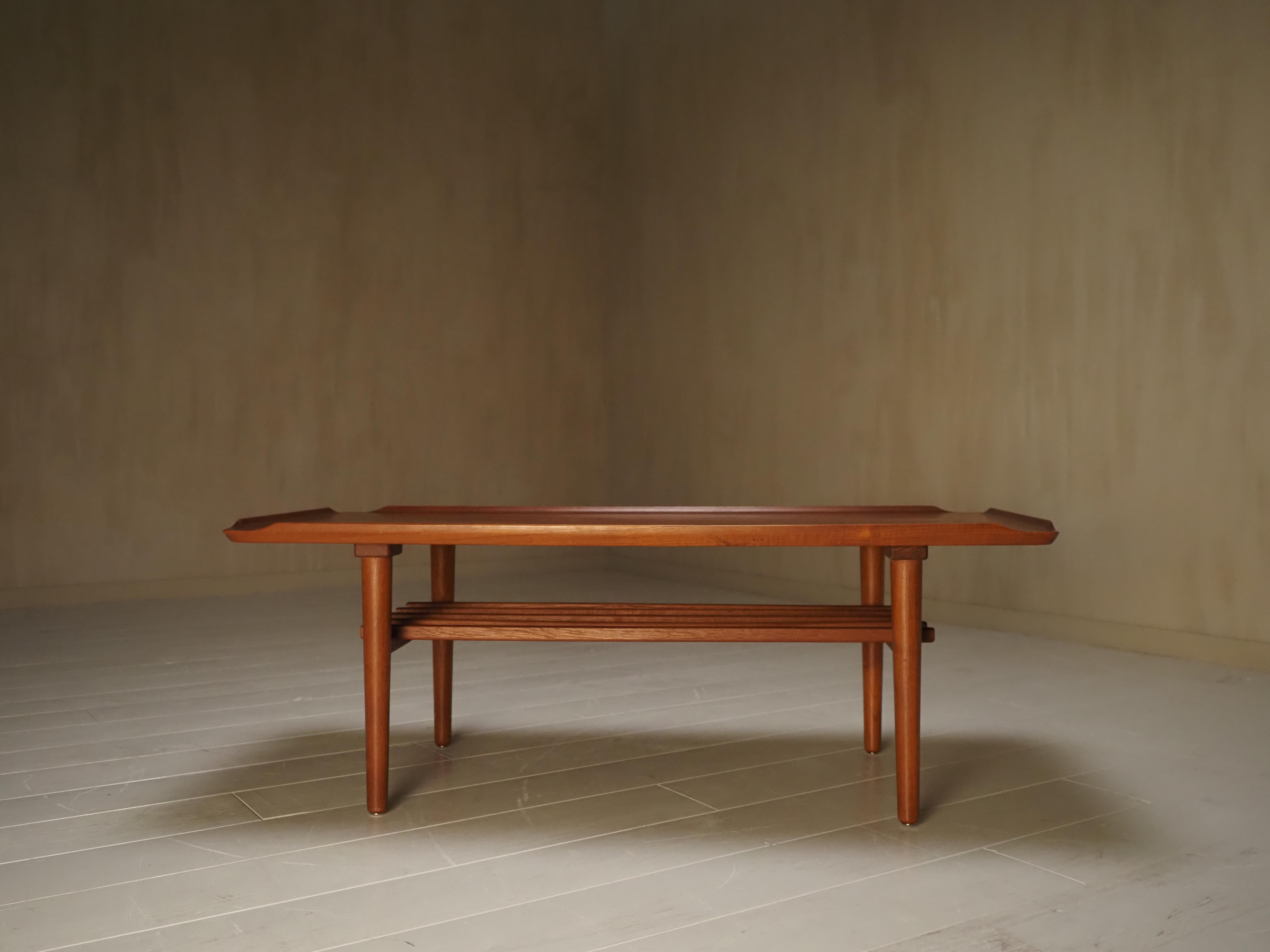 Mid-Century Modern Coffee table by Holger Georg Jensen for Kubus, Denmark 1960s For Sale