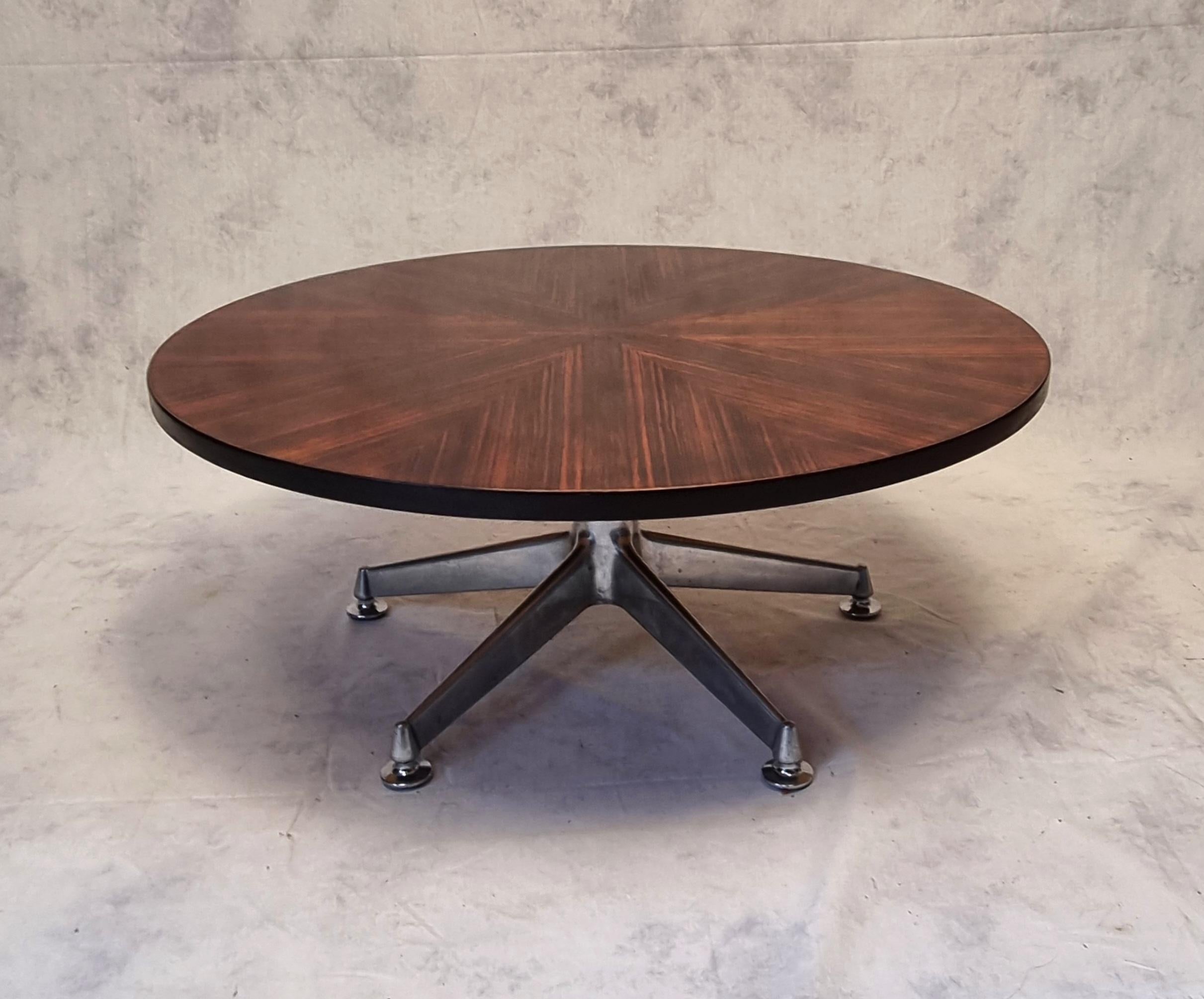 Coffee Table By Ico Parisi For Mim Roma - Rosewood - Ca 1960 In Good Condition For Sale In SAINT-OUEN-SUR-SEINE, FR