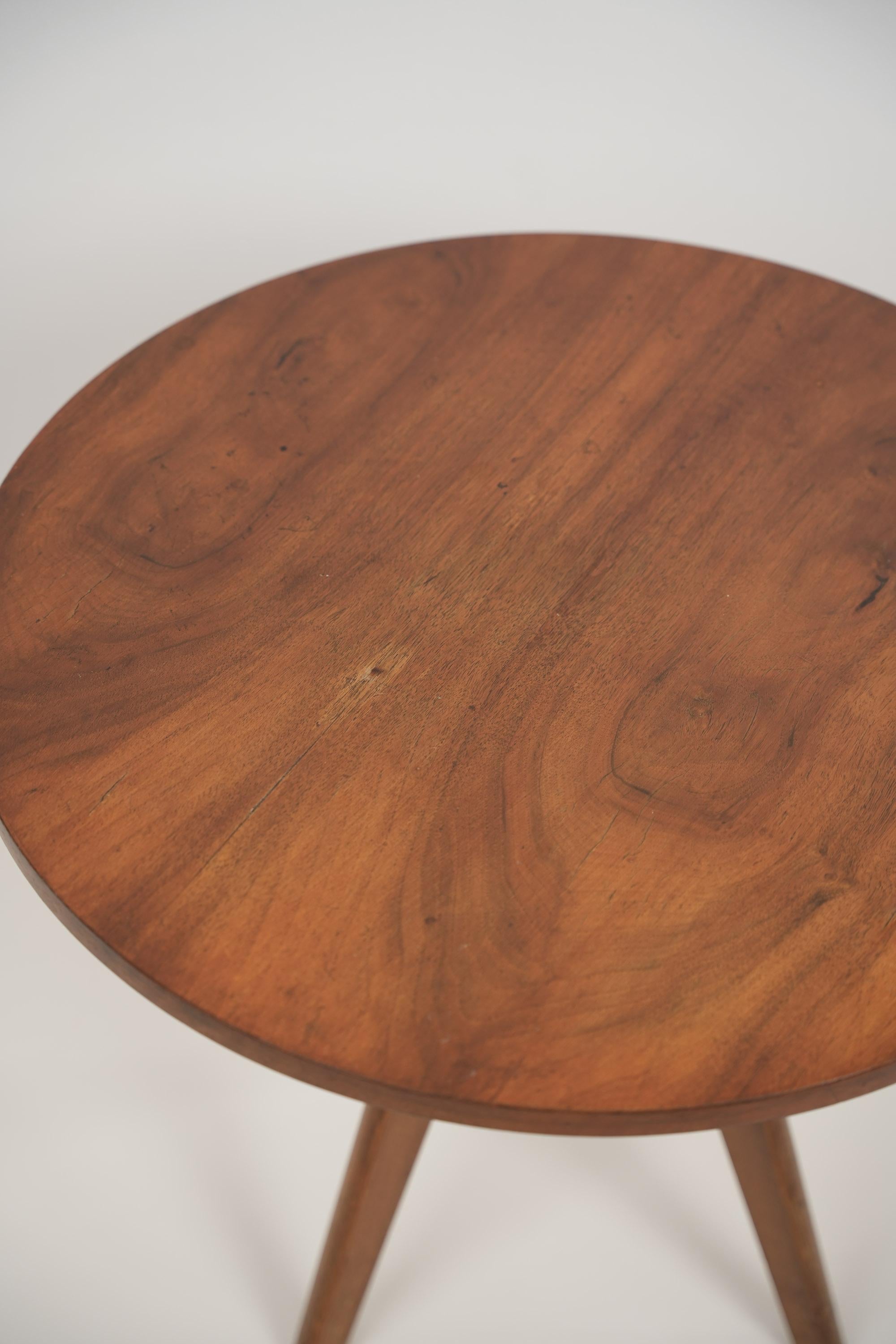 French Coffee Table  1950s Atributed Jean Prouve In Good Condition For Sale In Čelinac, BA