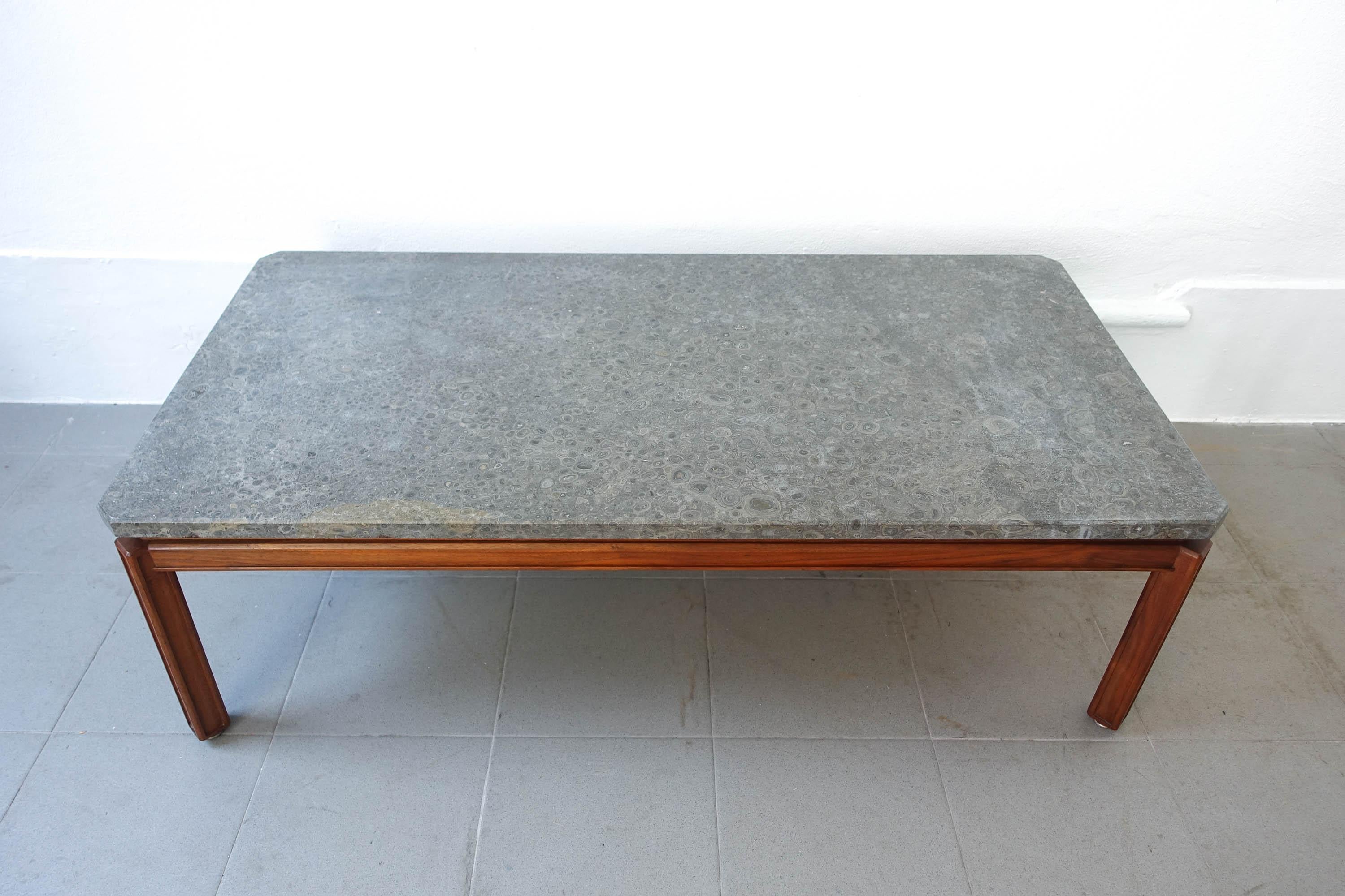 Coffee Table by José Espinho for Estoril Sol Hotel,  Model Export, 1970's For Sale 4