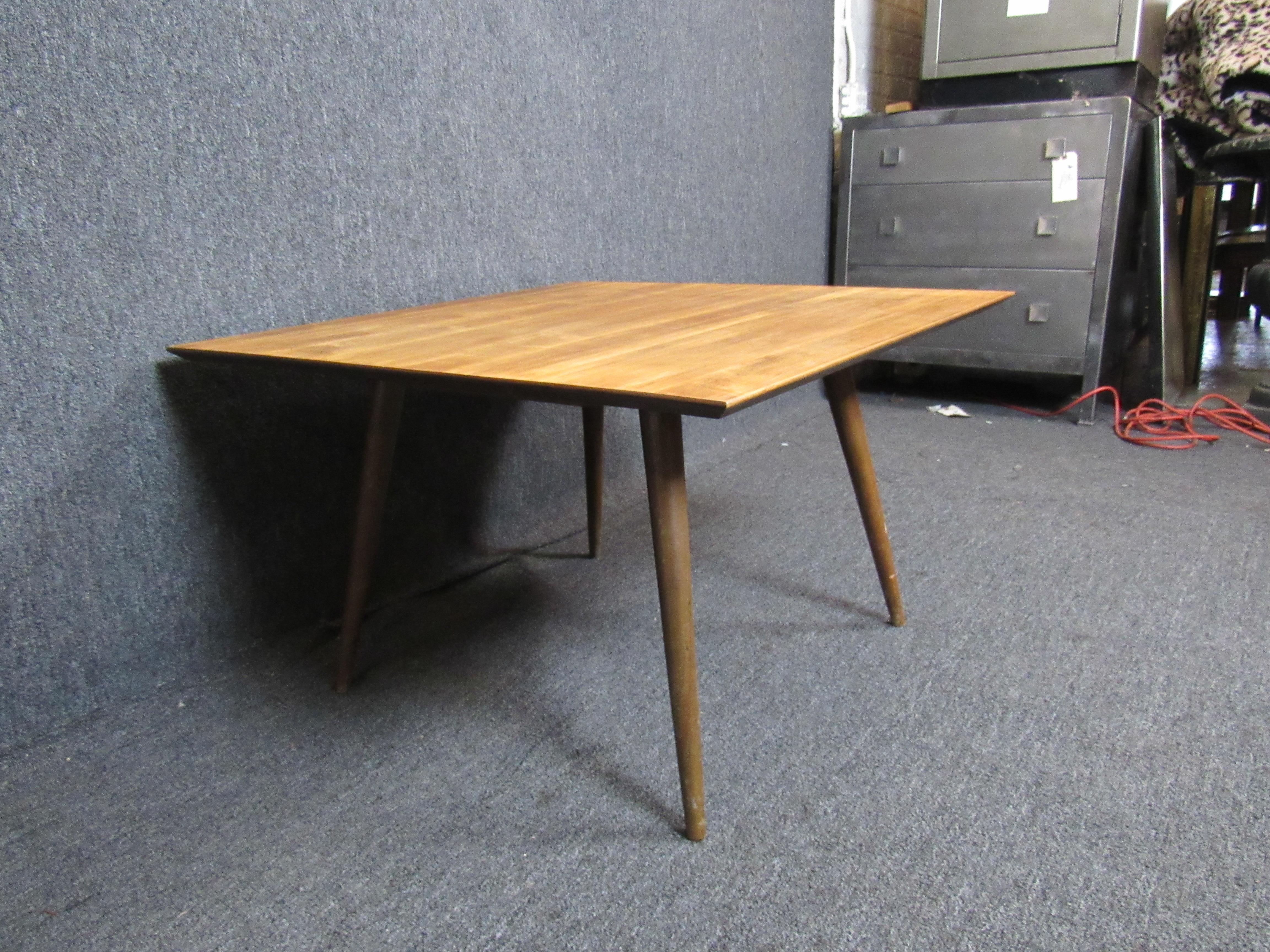 American Coffee Table by Paul McCobb for Winchendon Furniture For Sale