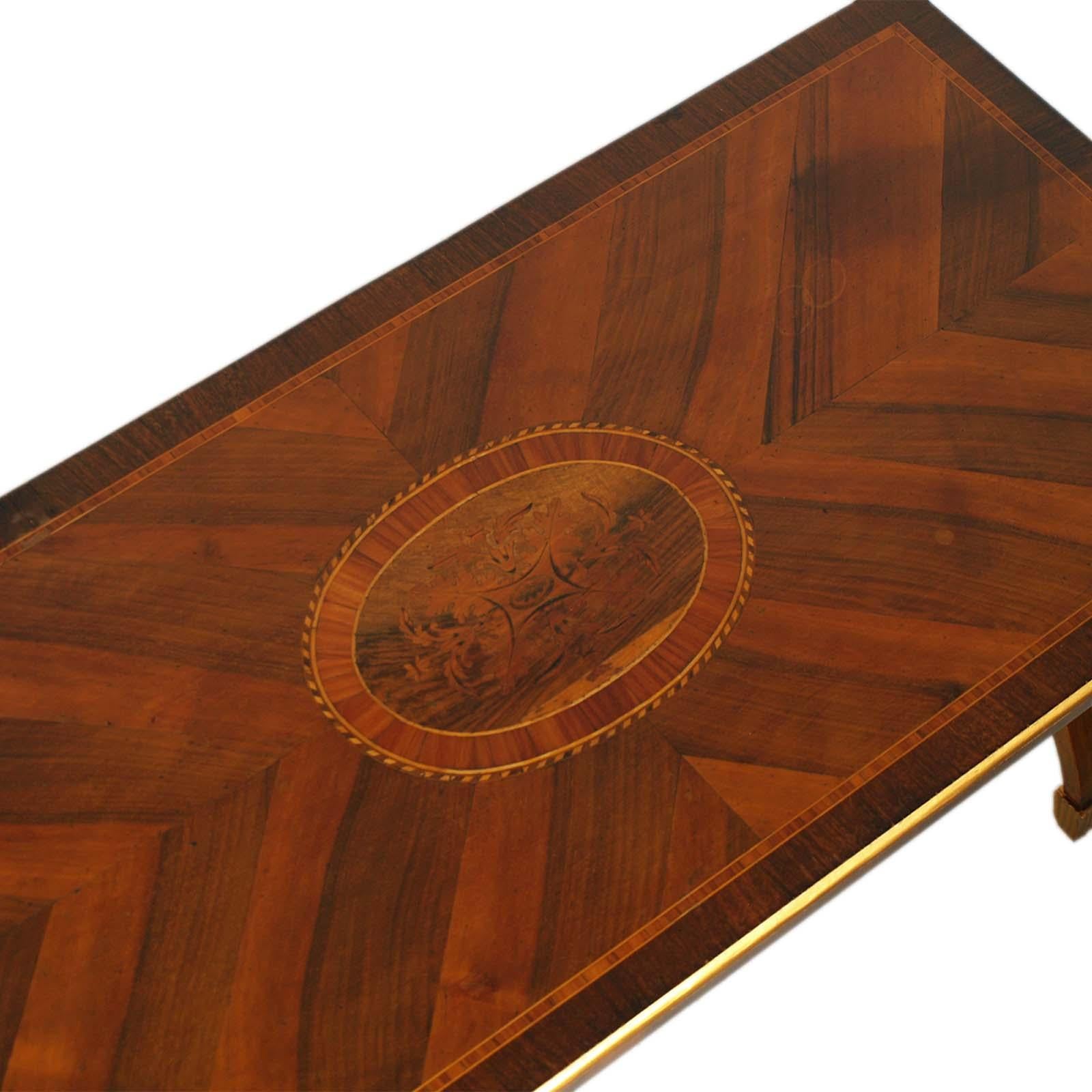 Mid-Century Modern Coffee Table, by Permanente Cantù, Paolo Buffa attributed in Walnut, Inlay For Sale