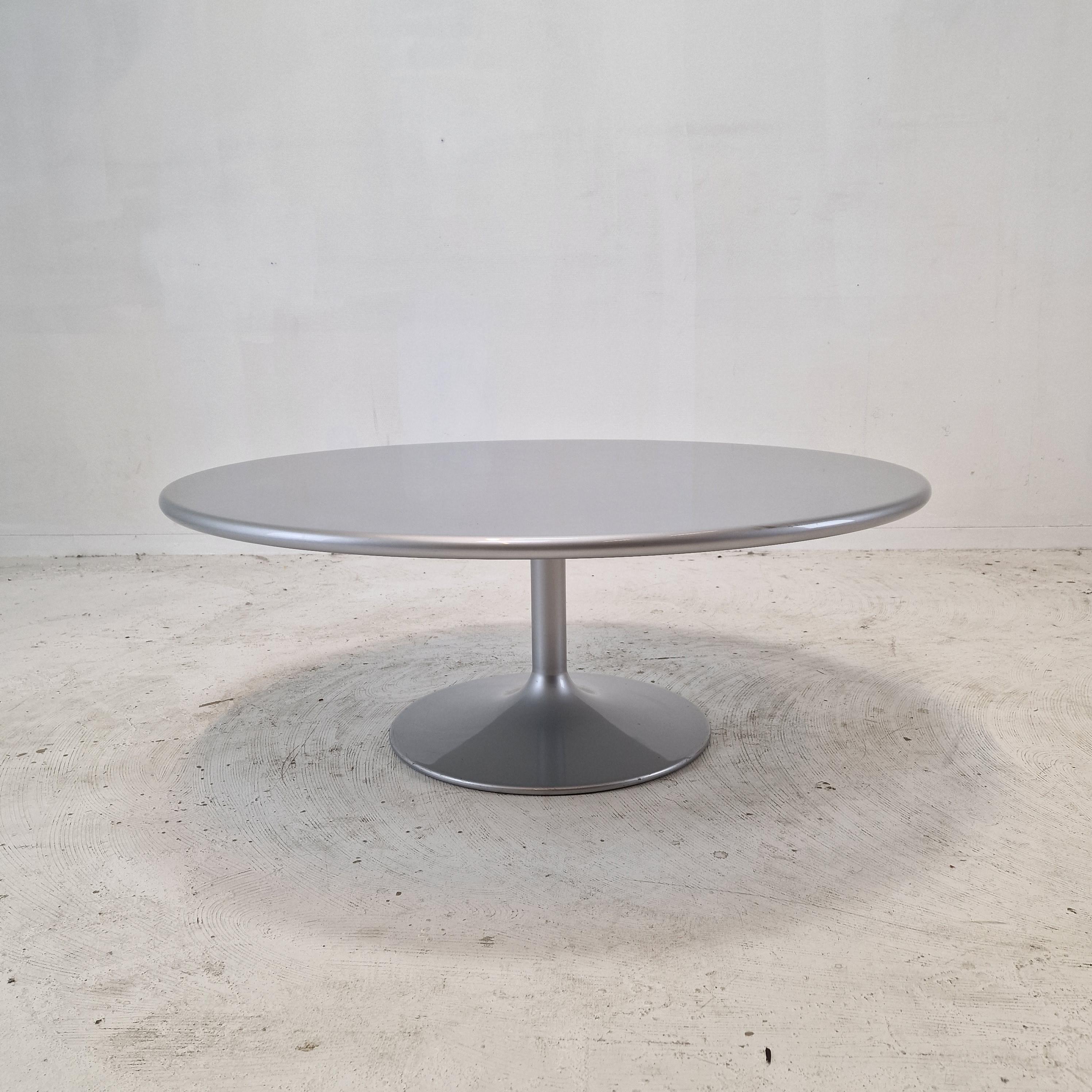 Mid-Century Modern Coffee Table by Pierre Paulin for Artifort, 1970s For Sale