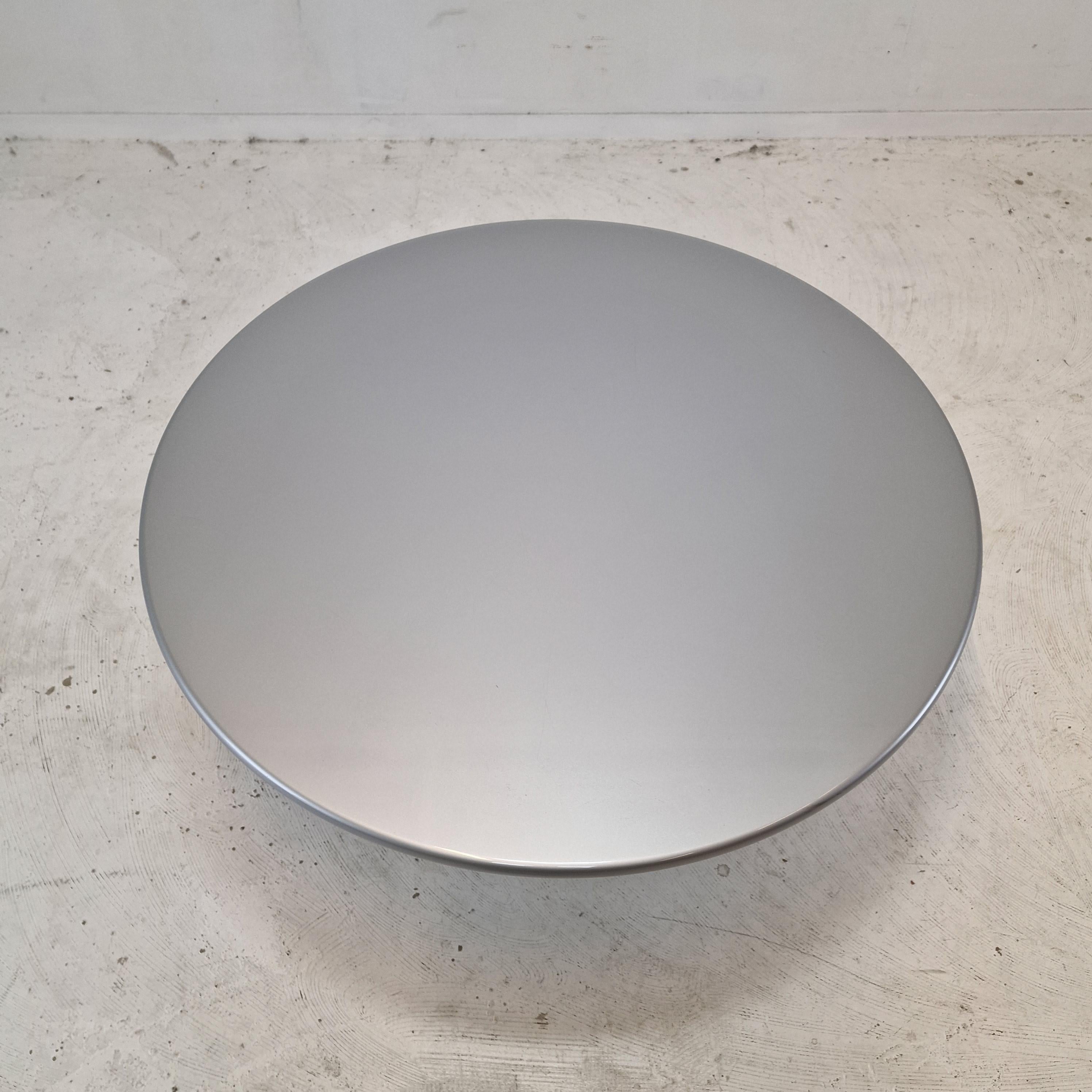 Coffee Table by Pierre Paulin for Artifort, 1970s For Sale 2