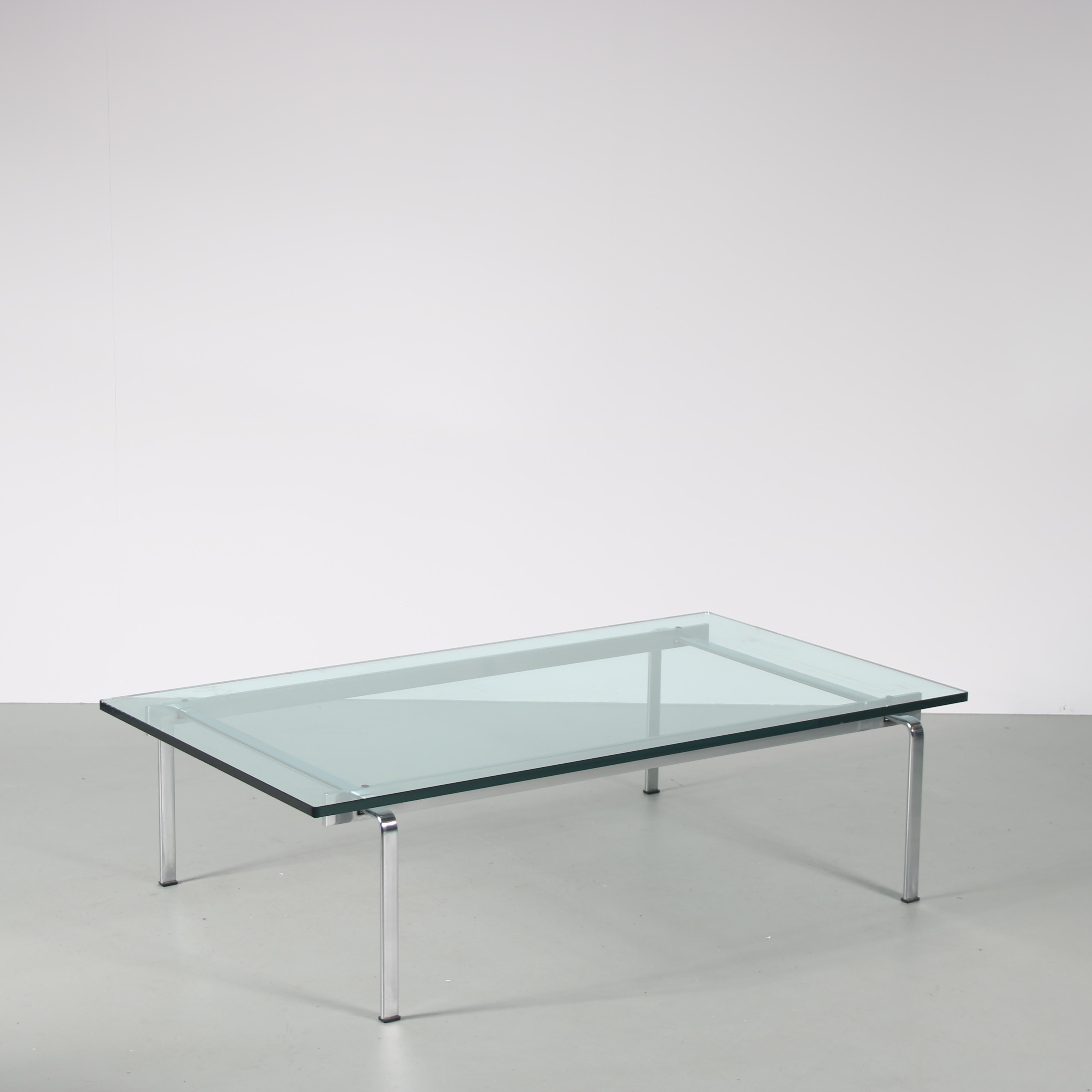 Coffee Table by Preben Fabricius & Jorgen Kastholm for Kill International In Good Condition For Sale In Amsterdam, NL