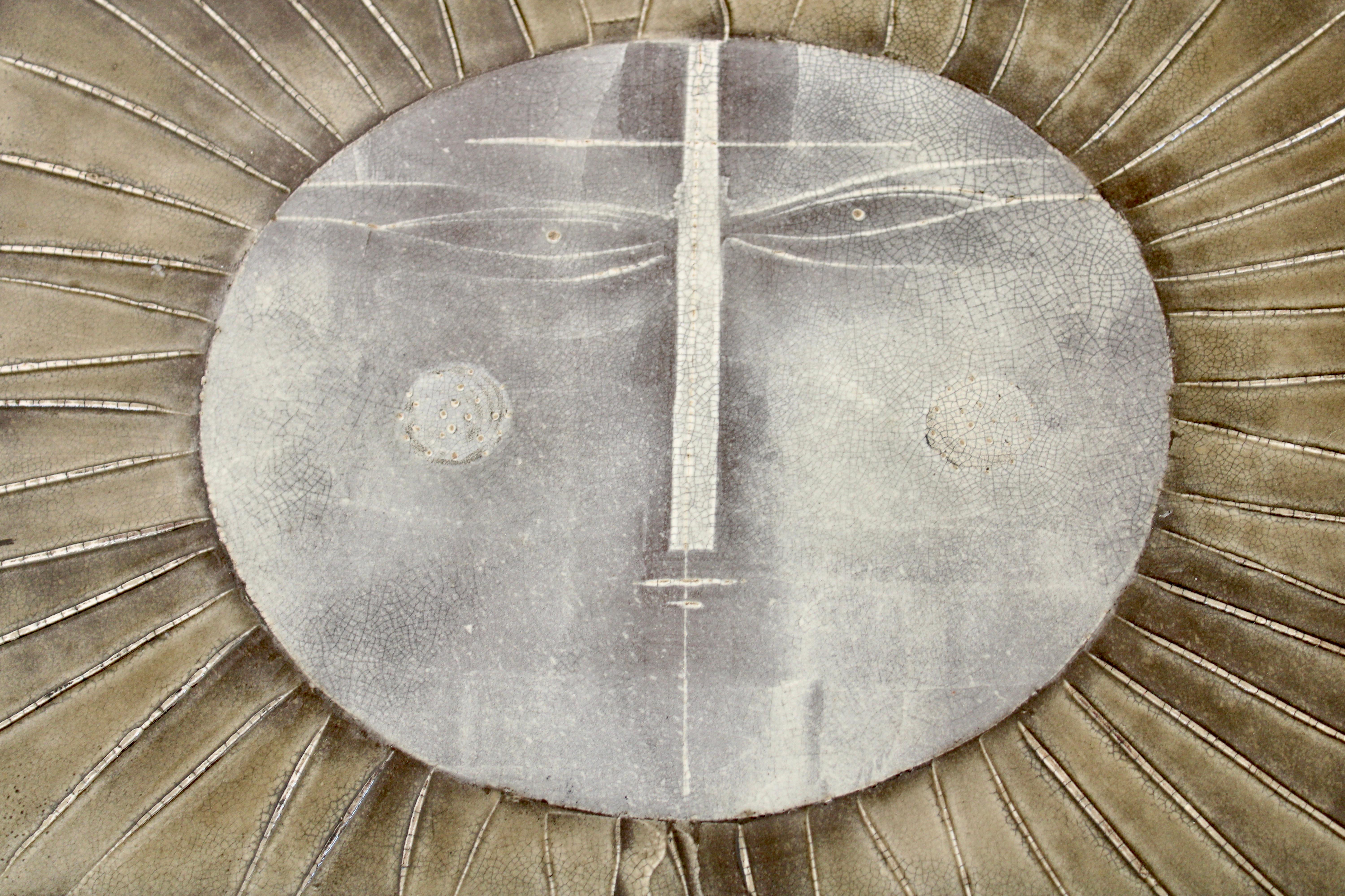 Table basse en céramique à motif soleil au soleil de Roger Capron pour Vallauris, vers 1965 1