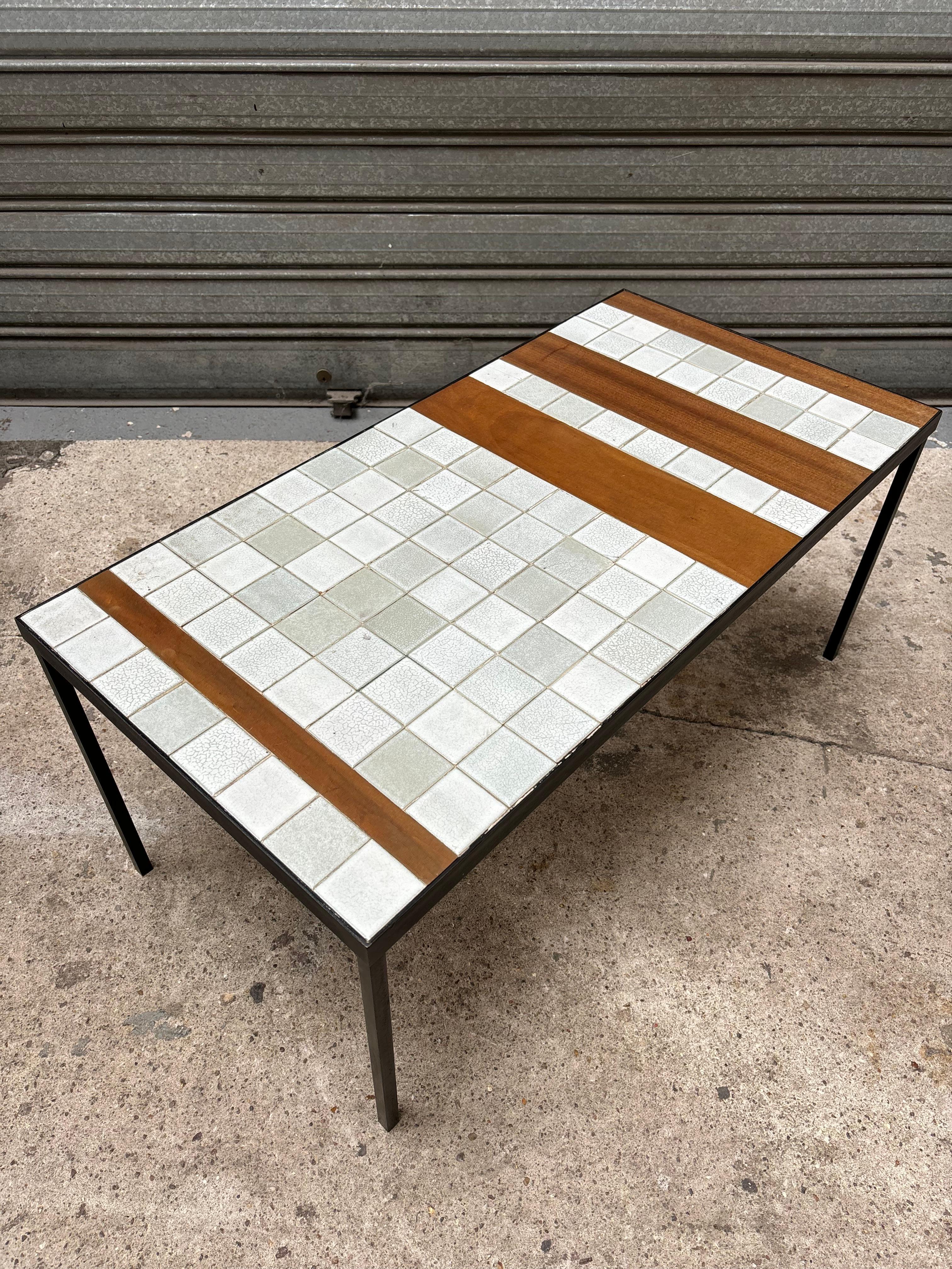 Coffee table by Roger Capron en vente 3