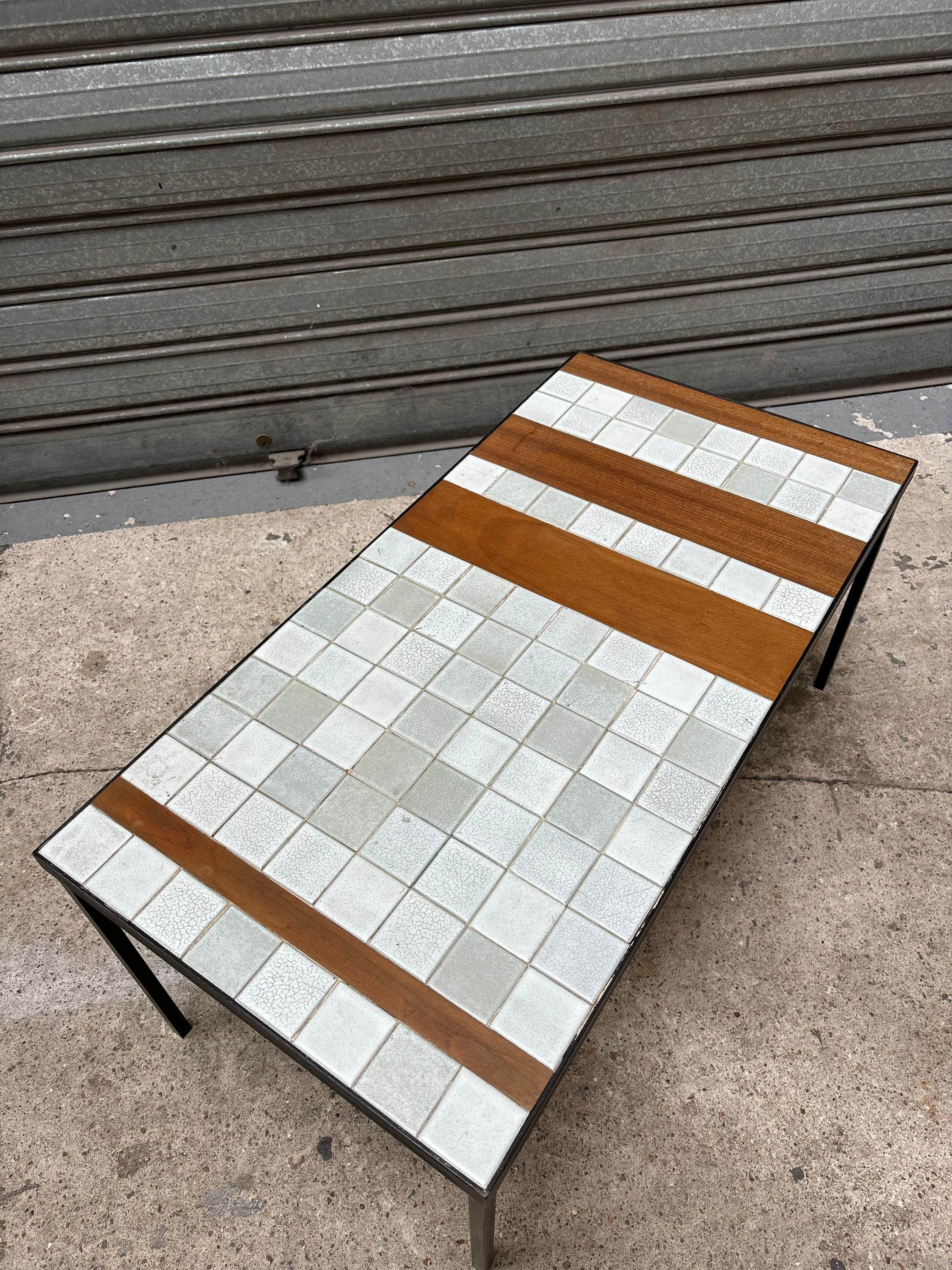 Coffee table by Roger Capron en vente 6