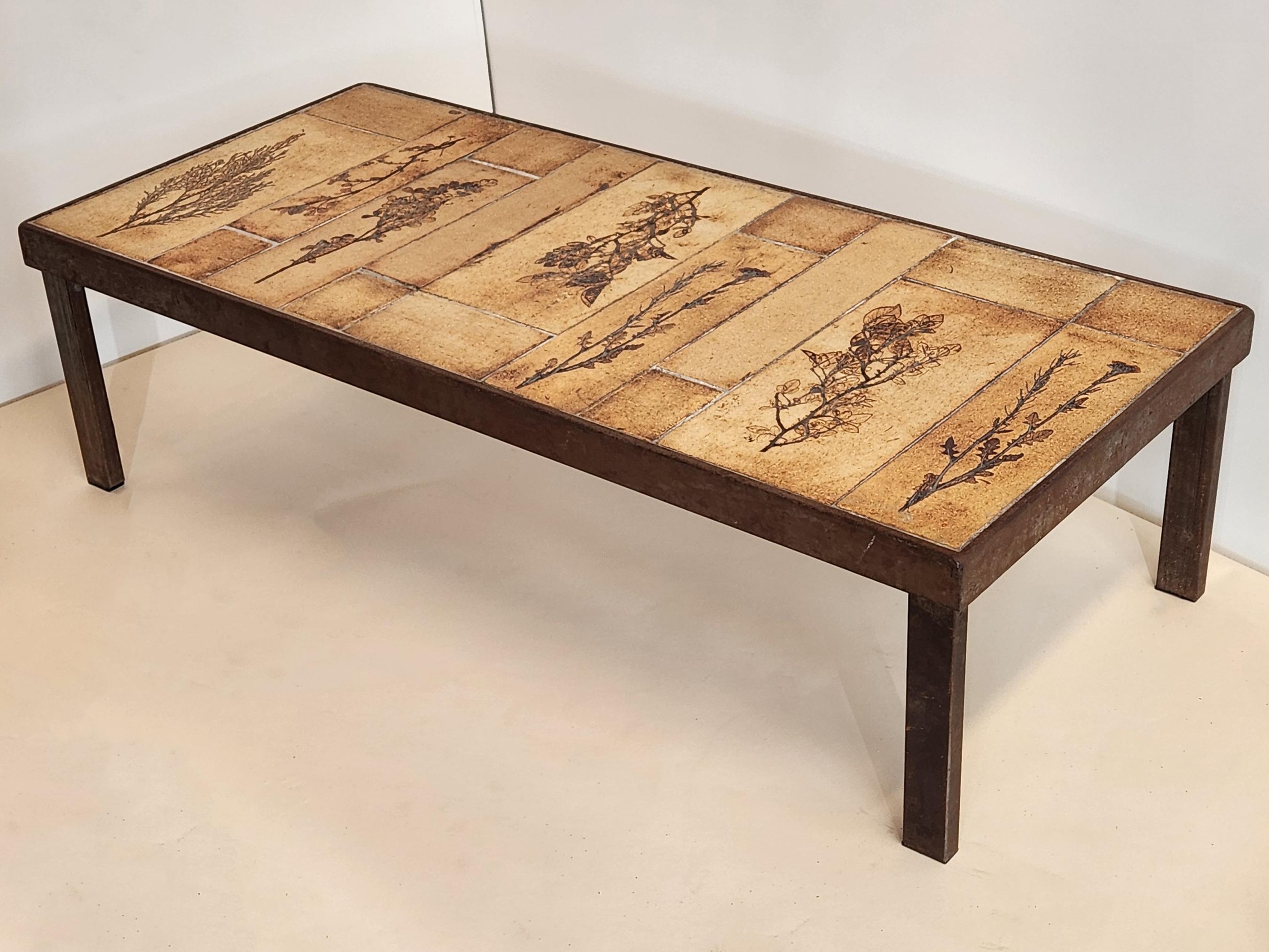 Roger Capron - Coffee Table, Garrigue Ceramic Tiles on Dovetail Metal Frame For Sale