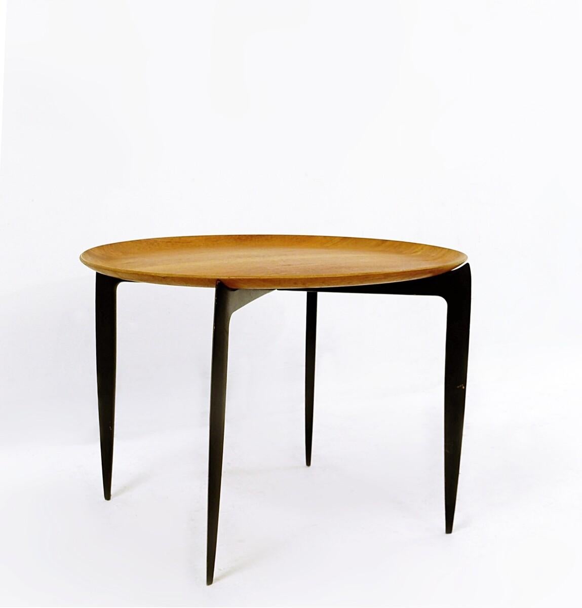Coffee Table by Svend Willumsen & Engholm for Fritz Hansen, Denmark, 1950s 2