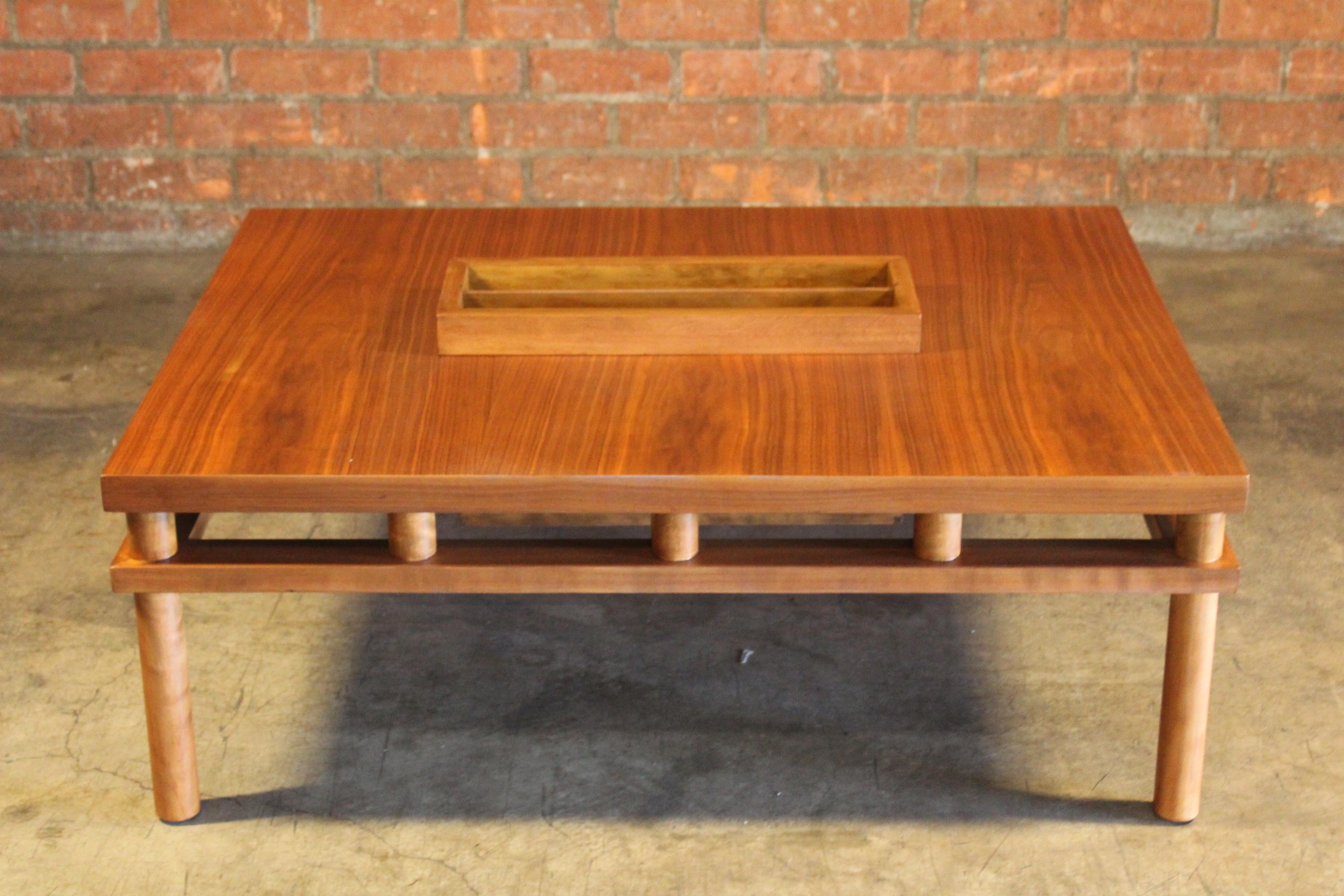 Mid-20th Century Coffee Table by T.H Robsjohn-Gibbings for Widdicomb, U.S.A, 1950s For Sale