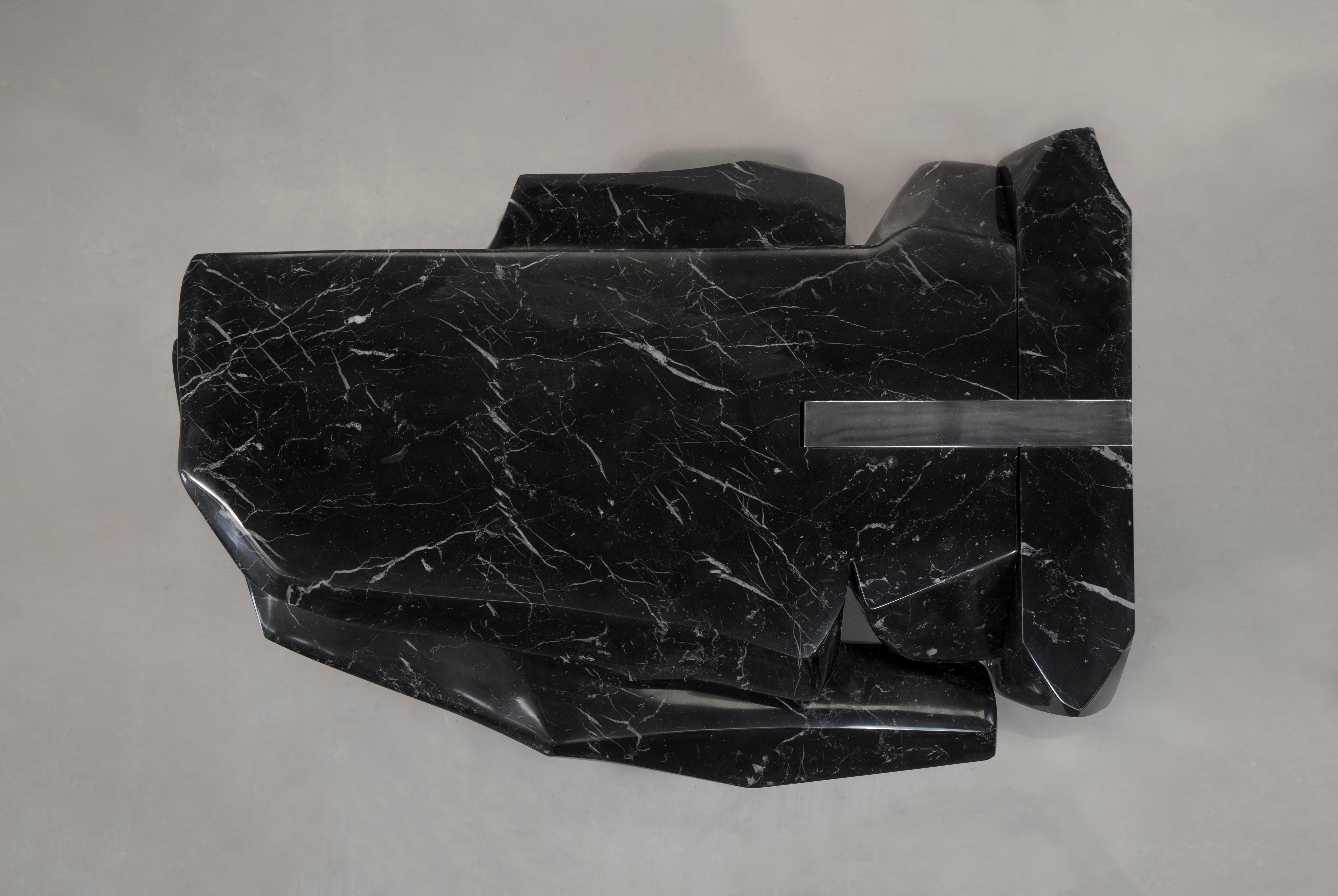Table basse Todomuta Studio en marbre noir:: aluminium et acier inoxydable en vente 3