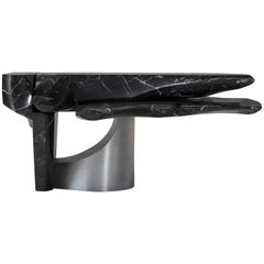 Mesa de centro de Todomuta Studio Mármol negro Aluminio Acero inoxidable