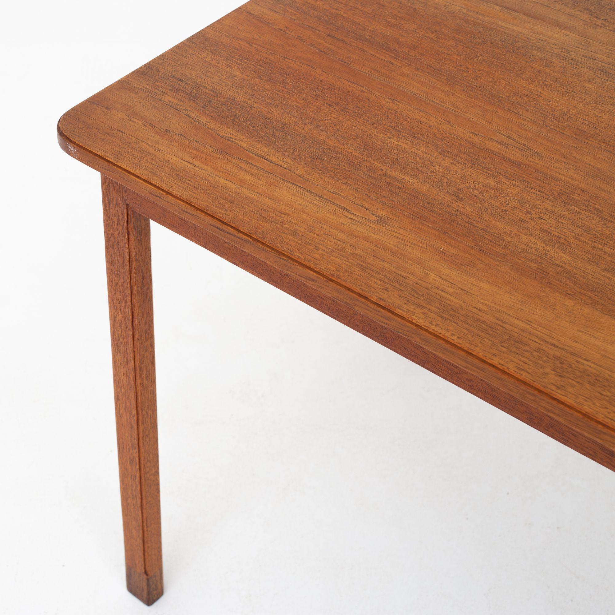 Danish Coffee table by Tove & Edvard Kindt Larsen For Sale