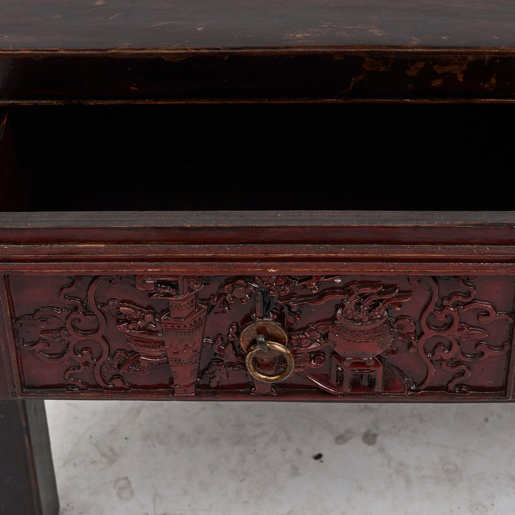 Hand-Carved Coffee Table Chinese, 1850-1870