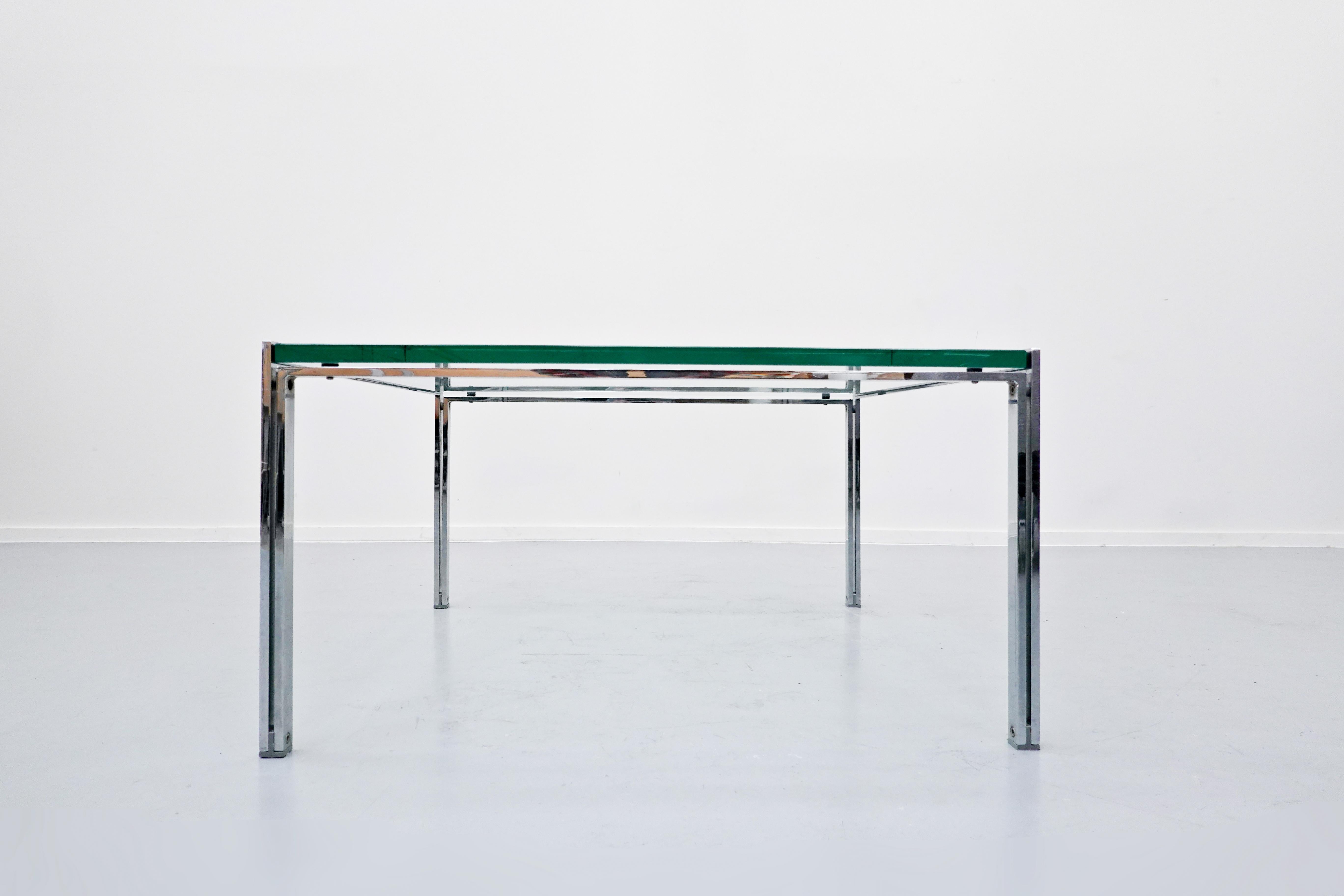 Milieu du XXe siècle Table basse moderne du milieu du siècle dernier, chrome et verre, années 1960 en vente