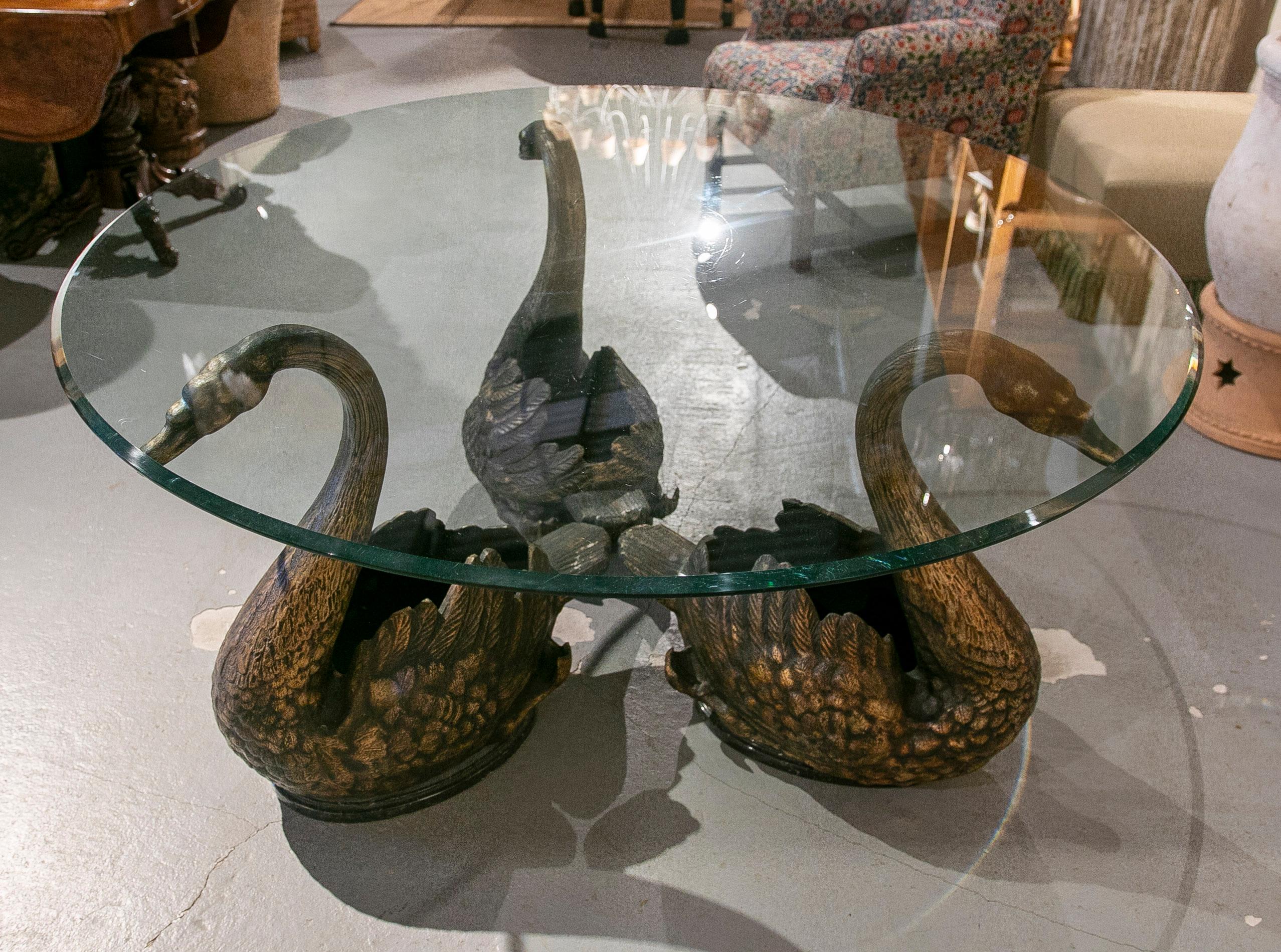 Coffee Table Composed of Three Patinated Iron Swans with Antique Finish For Sale 8