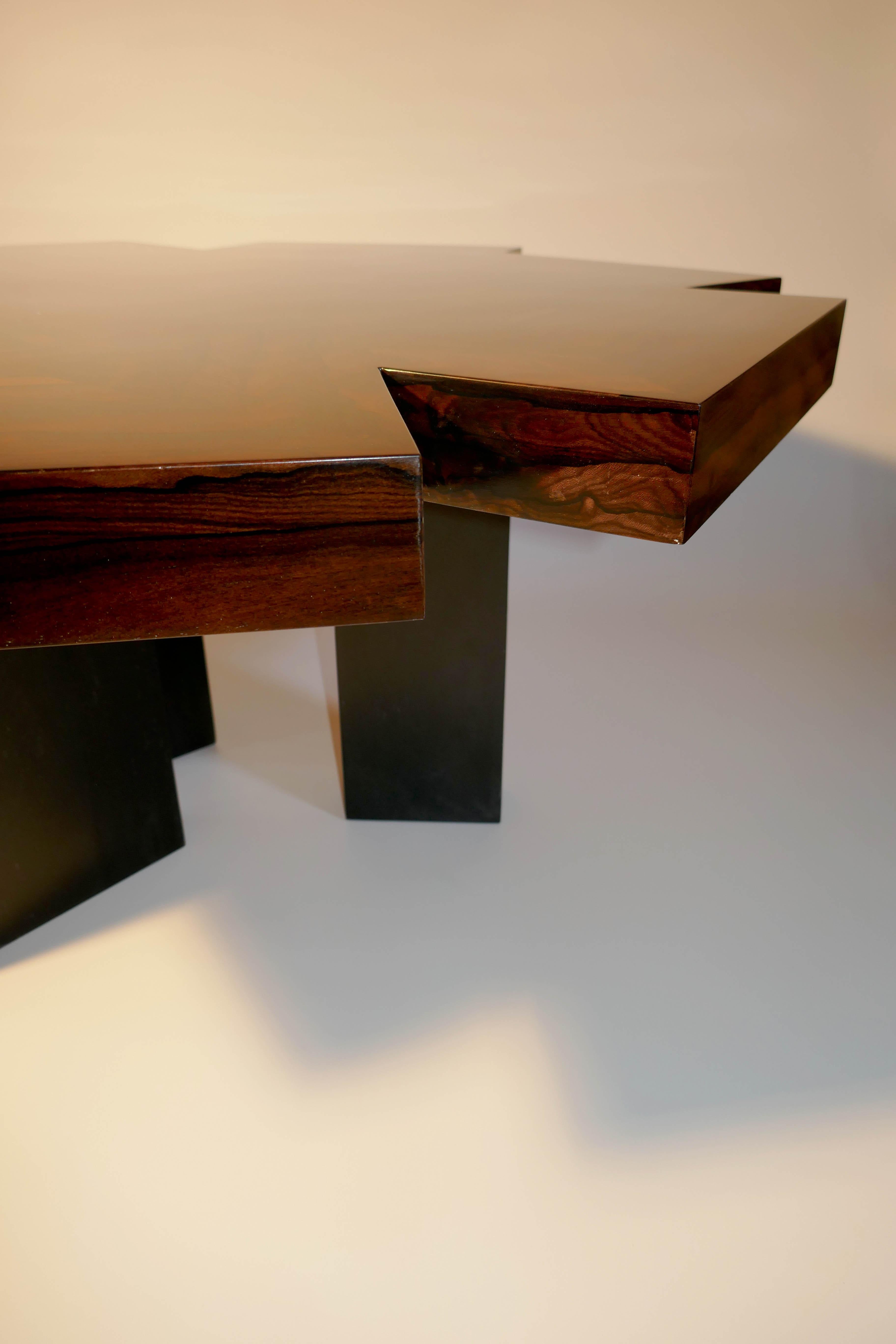 Table basse Cubes en Rond en menuiserie de bois de ziricote d'Aymeric Lefort en vente 3