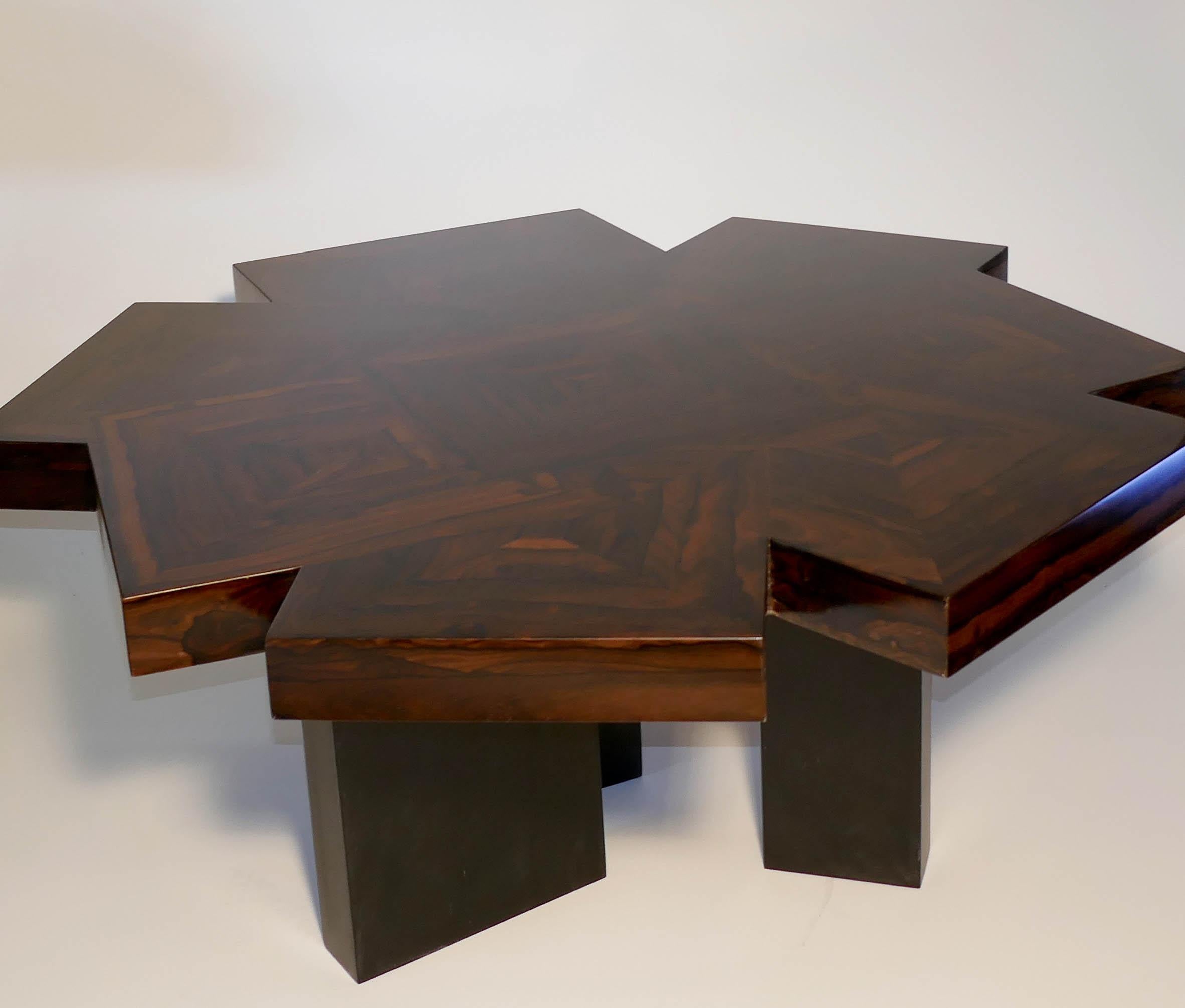 Table basse Cubes en Rond en menuiserie de bois de ziricote d'Aymeric Lefort en vente 8