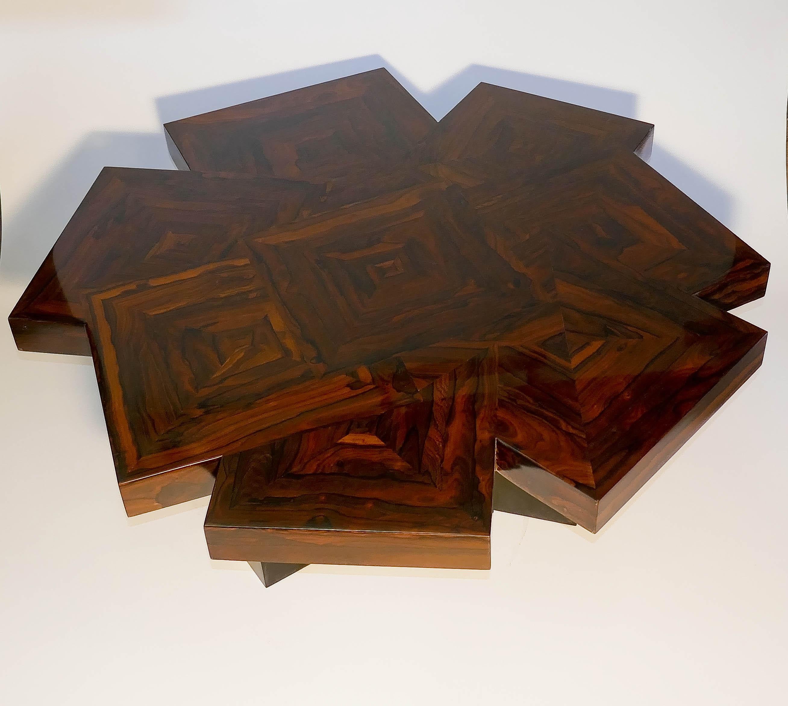 Table basse Cubes en Rond en menuiserie de bois de ziricote d'Aymeric Lefort en vente 11