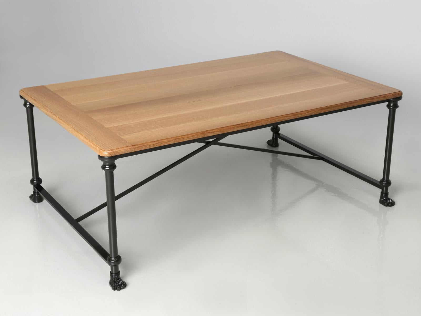 Nord-américain Table basse faite sur-mesure en acier, bronze, laiton et chêne de toutes les dimensions et toutes les teintes en vente