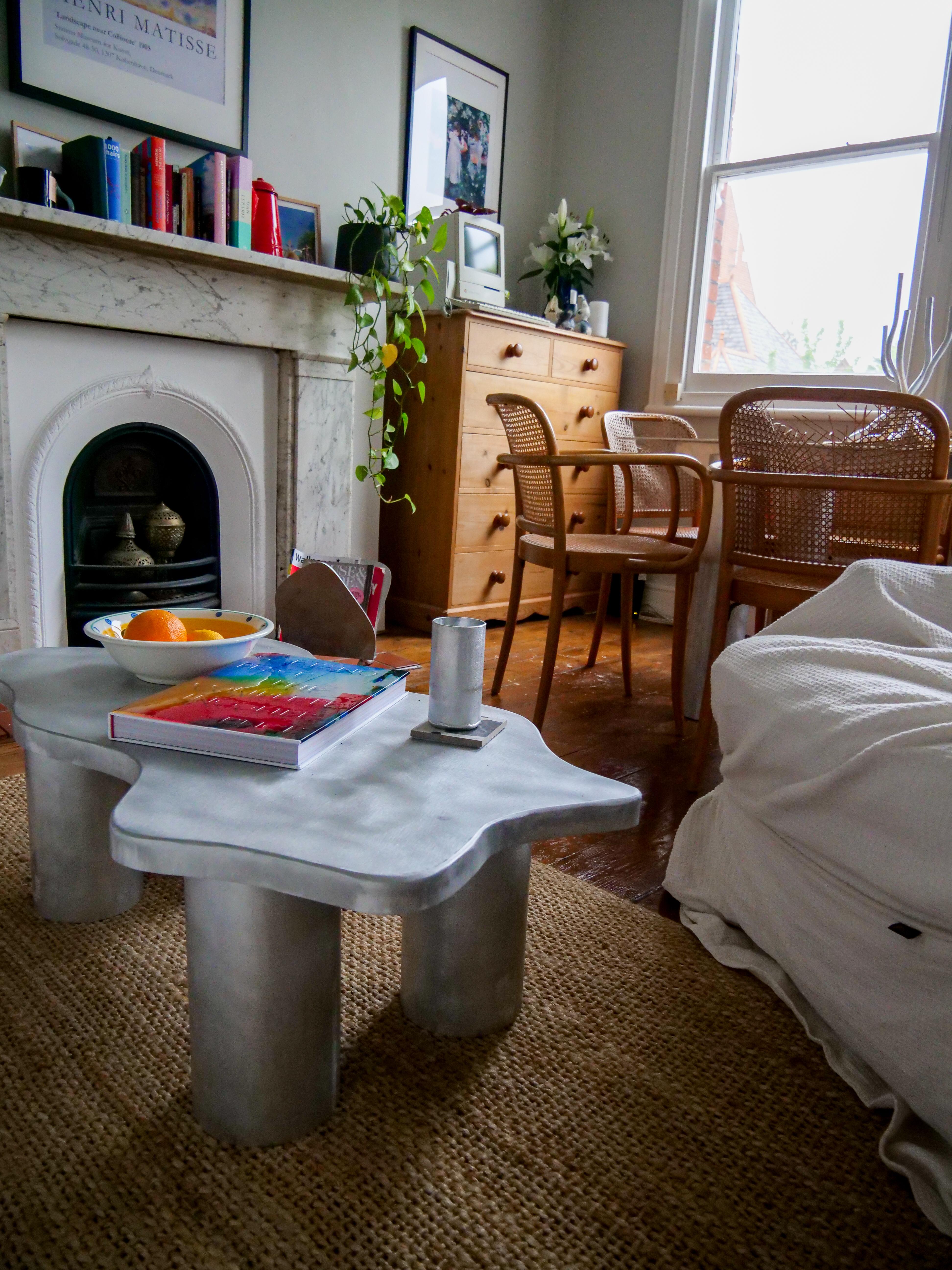 Britannique 'Table basse' COMMANDE PERSONNALISEE en vente